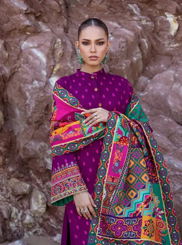 Zainab Chottani | Winter Shawls | Gul - Pakistani Designer Dress - by Zainab Chottani | Type: Luxury - 100% Original at Saira Sultan