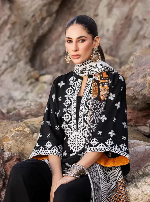 Zainab Chottani | Winter Shawls | Ryma - Pakistani Designer Dress - by Zainab Chottani | Type: Luxury - 100% Original at Saira Sultan