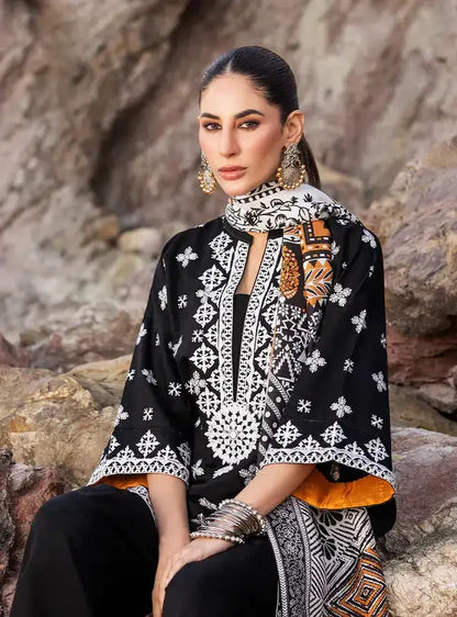 Zainab Chottani | Winter Shawls | Ryma - Pakistani Designer Dress - by Zainab Chottani | Type: Luxury - 100% Original at Saira Sultan