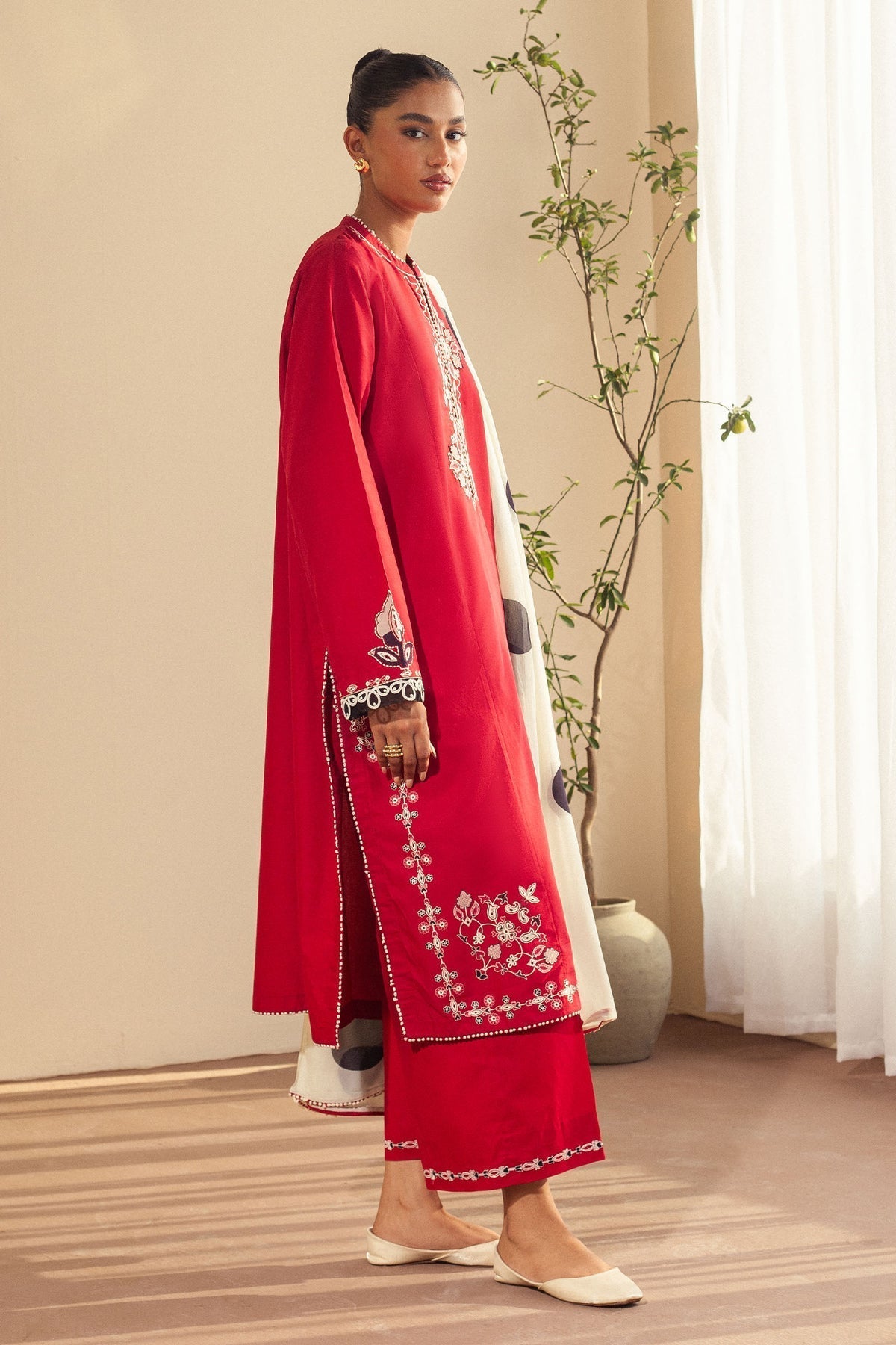 Zara Shahjahan | Pret Wear | CR25P0103 M Red Cambric