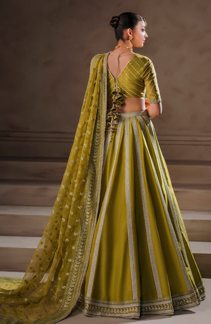 Zevk | Malika Jaan Bridals | UMRAO JAAN S Parrot Green Tusel Silk