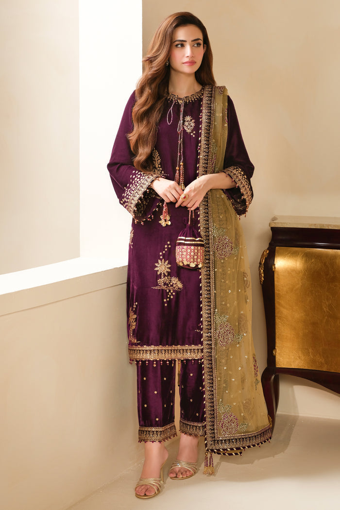 Jazmin | Velvet Edit 24 | VF-2032 XS Plum Velvet