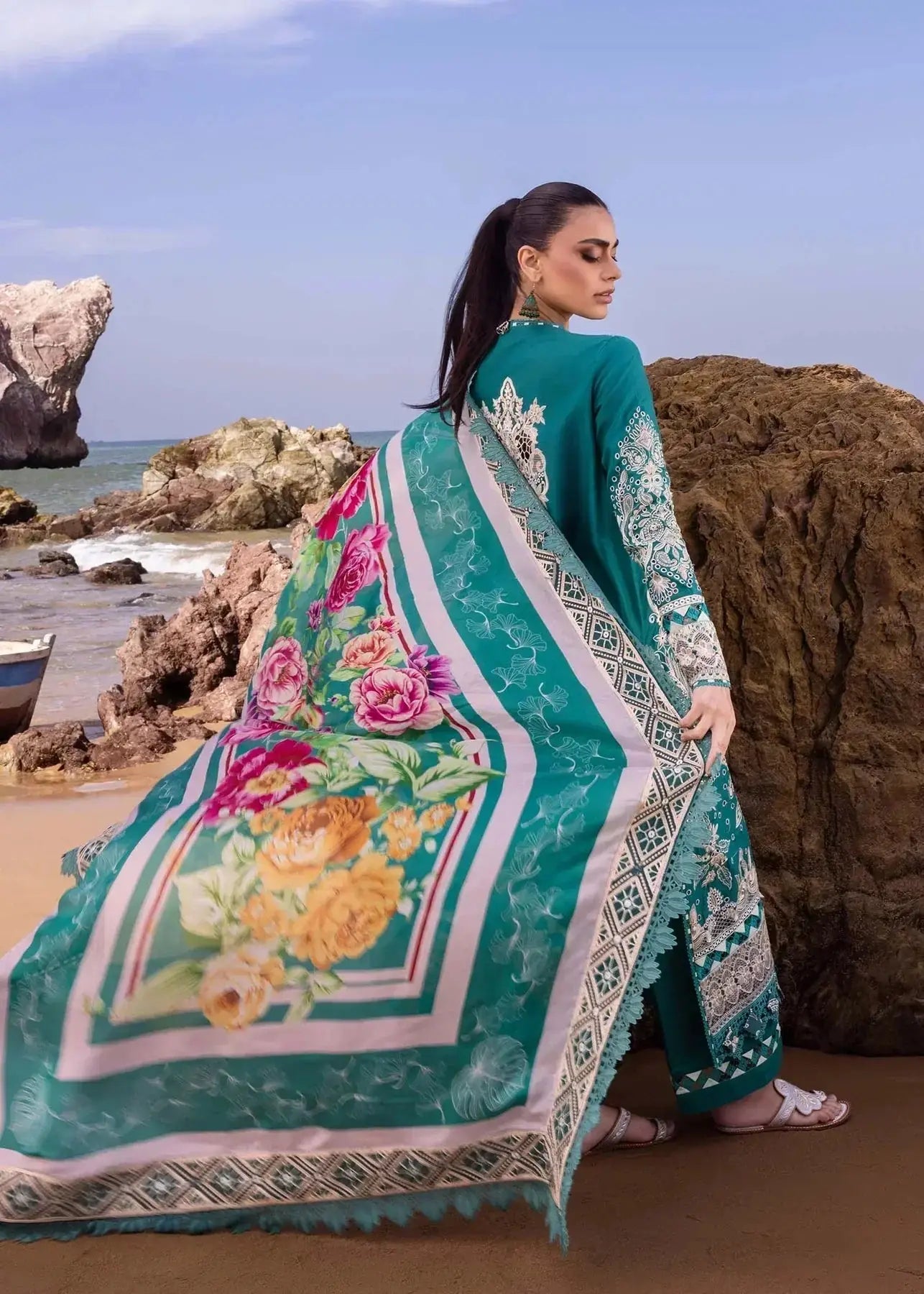 Akbar Aslam | Oasis Lawn 24 | Tweedia - Pakistani Designer Dress - by Akbar Aslam | Type: Luxury - 100% Original at Saira Sultan