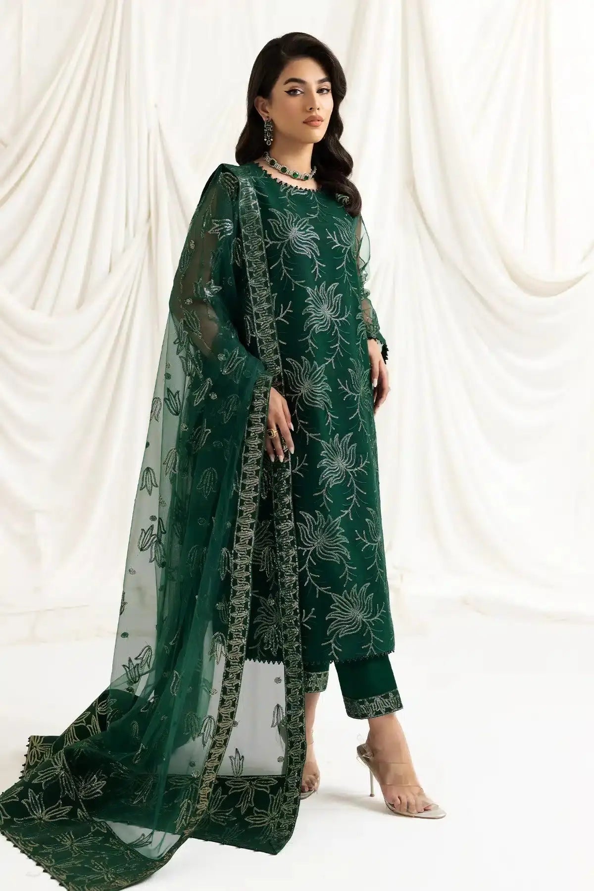 Alizeh | Dua Formals 23 | DUA-V02D05A-ELNAZ(GREEN) - Pakistani Designer Dress - by Alizeh | Type: Formal - 100% Original at Saira Sultan