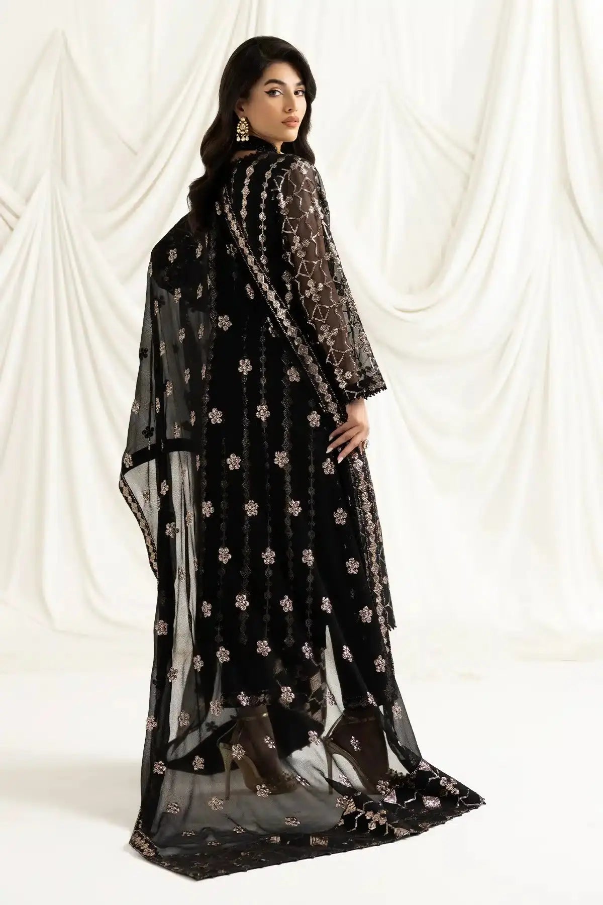 Alizeh | Dua Formals 23 | DUA-V02D04A-NAZIK(BLACK) - Pakistani Designer Dress - by Alizeh | Type: Formal - 100% Original at Saira Sultan