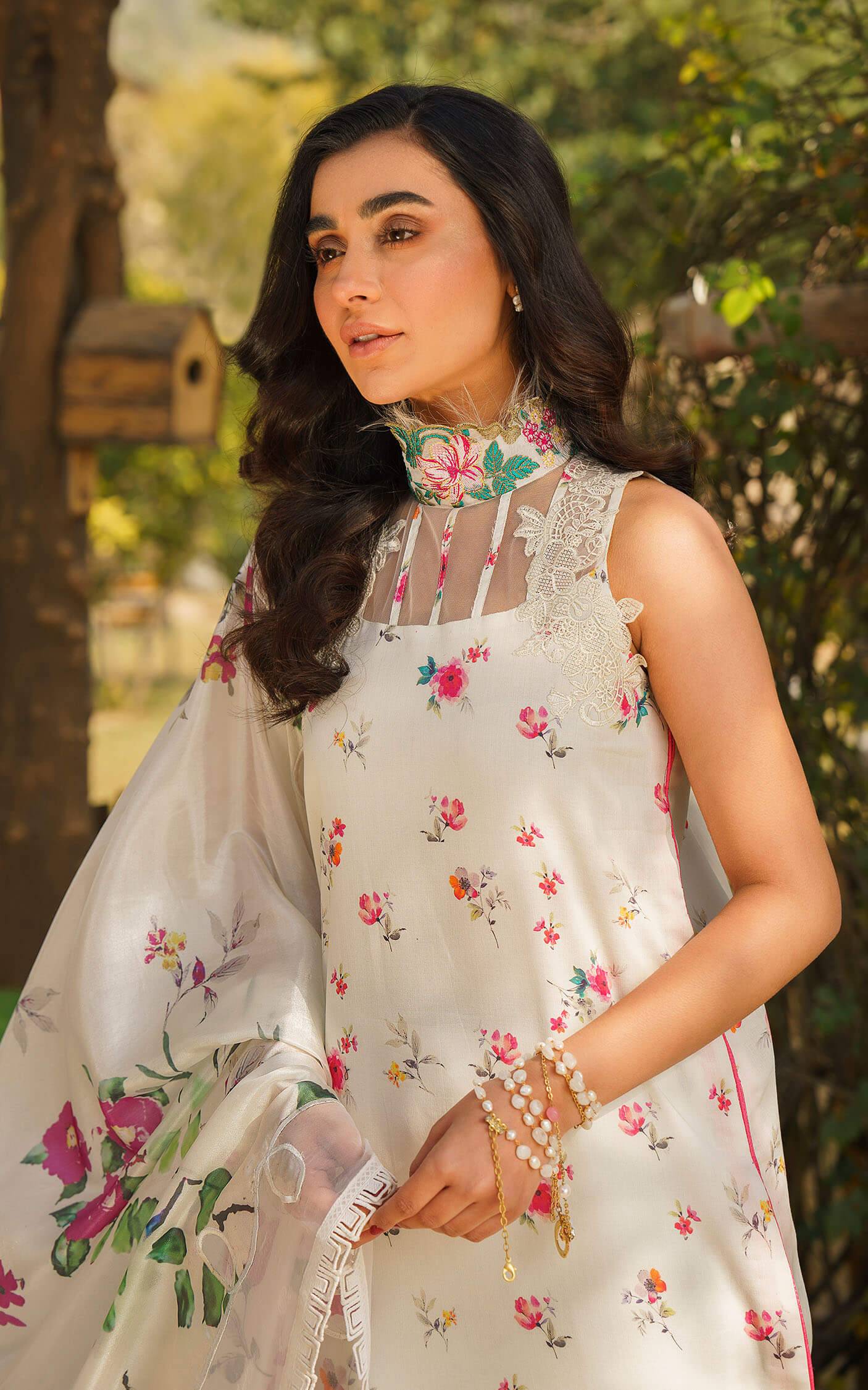 Asifa and Nabeel | Meraki Summer 24 | ASTER-U141M015 - Pakistani Designer Dress - by Asifa and Nabeel | Type: Luxury - 100% Original at Saira Sultan
