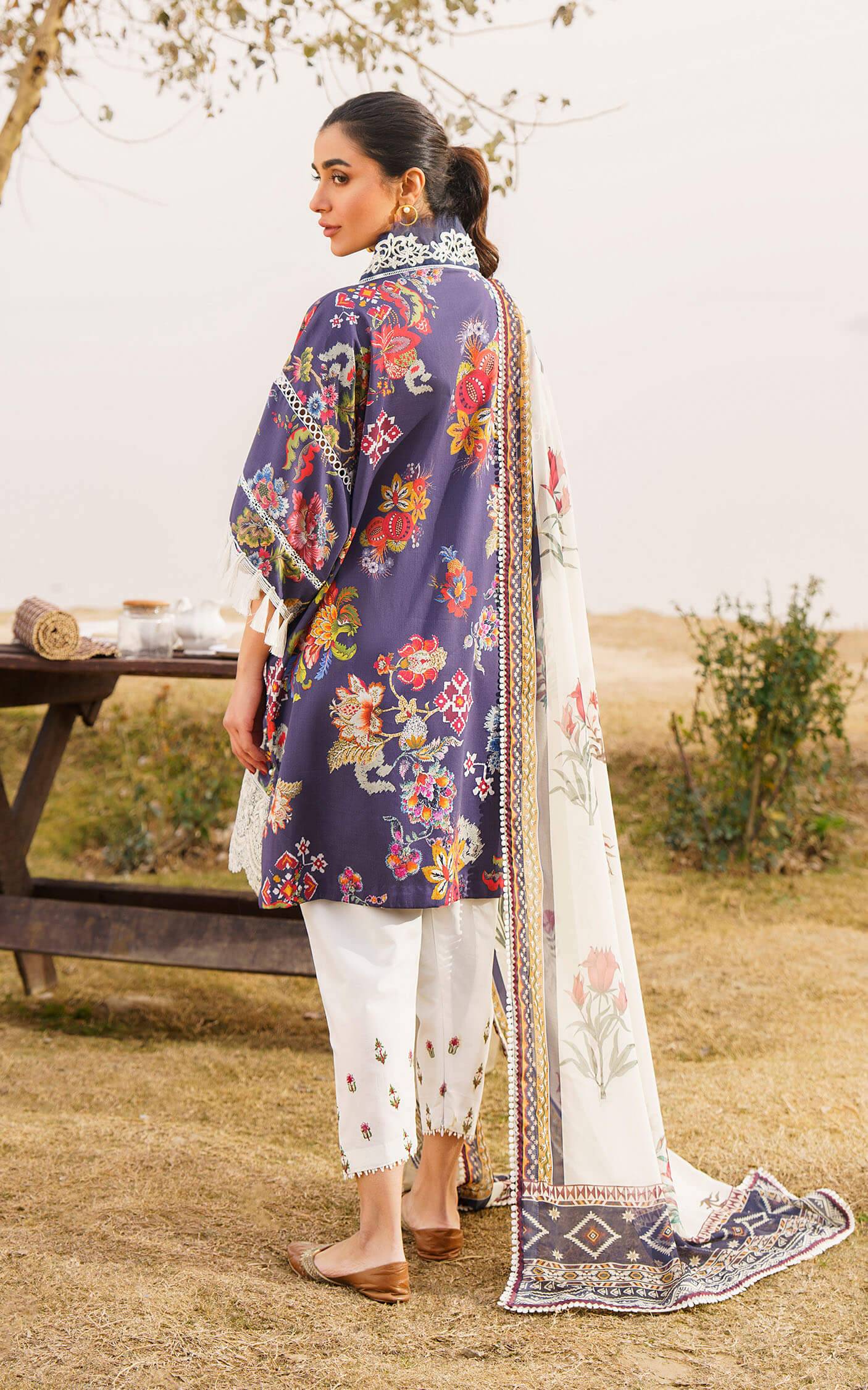 Asifa and Nabeel | Meraki Summer 24 | ALORA-U141M003 - Pakistani Designer Dress - by Asifa and Nabeel | Type: Luxury - 100% Original at Saira Sultan