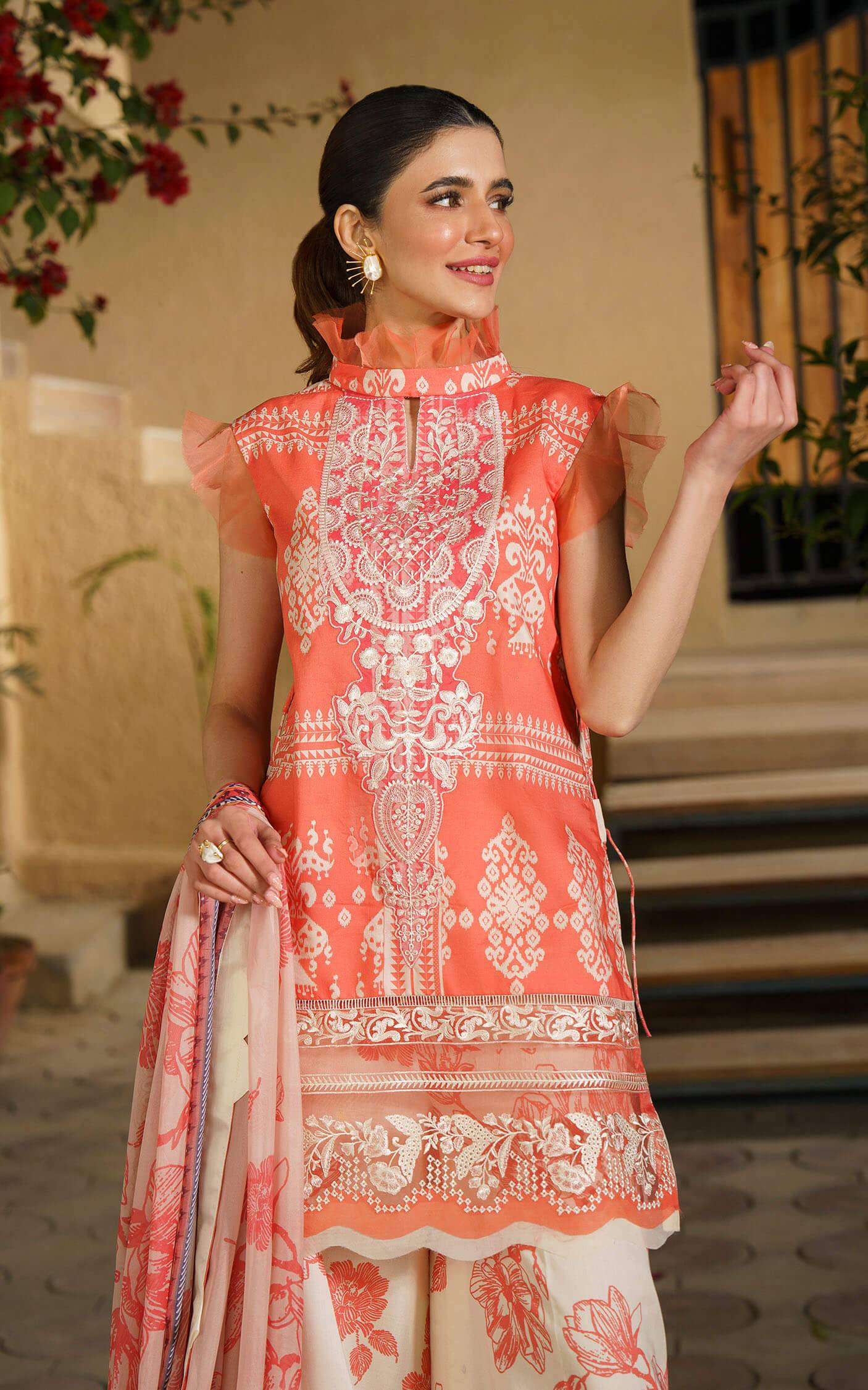 Asifa and Nabeel | Meraki Summer 24 | DAHLIA-U141M001 - Pakistani Designer Dress - by Asifa and Nabeel | Type: Luxury - 100% Original at Saira Sultan