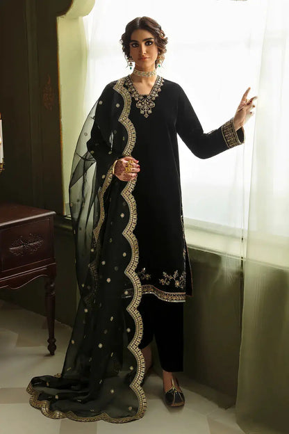 Baroque | Jahanara Luxury Velvet 23 | UF-462 - Pakistani Designer Dress - by Baroque | Type: Formal - 100% Original at Saira Sultan