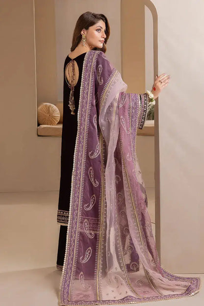 Baroque | Jahanara Luxury Velvet 23 | UF-422 - Pakistani Designer Dress - by Baroque | Type: Formal - 100% Original at Saira Sultan