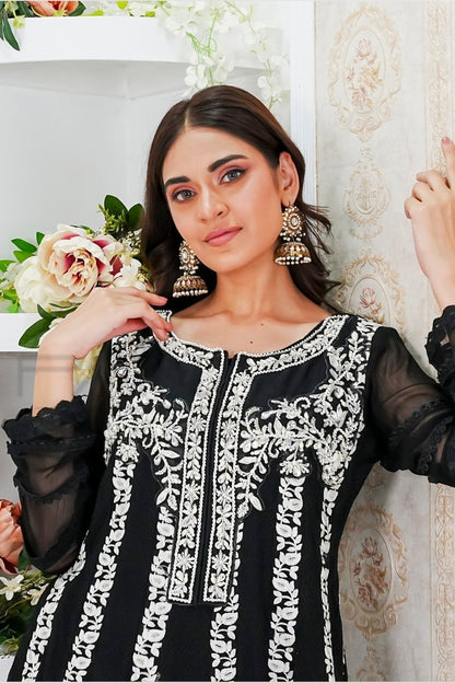 Panache | Pret | Black Grace