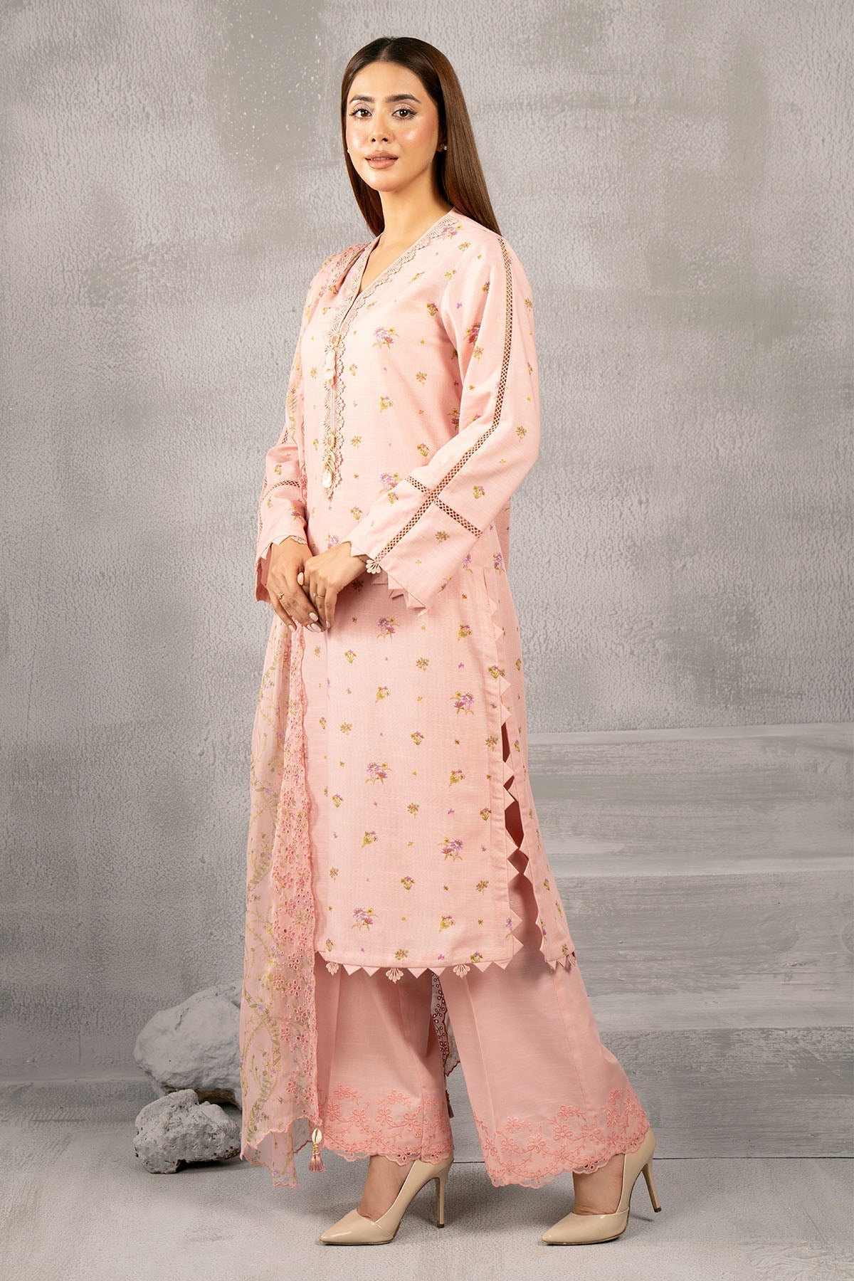 Kayseria | Winter Khaddar 24 | C6063 XL Peach Pink Slub Khaddar