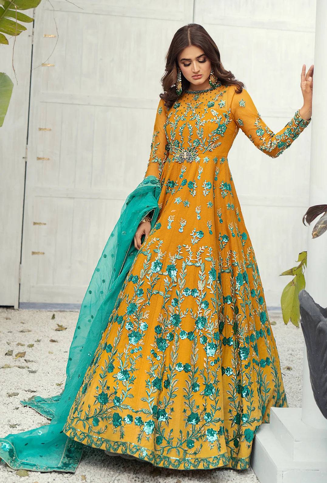 Waqas Shah | Malika E Jahan | Chand r Mukhi - Pakistani Designer Dress - by Waqas Shah | Type: Formal - 100% Original at Saira Sultan