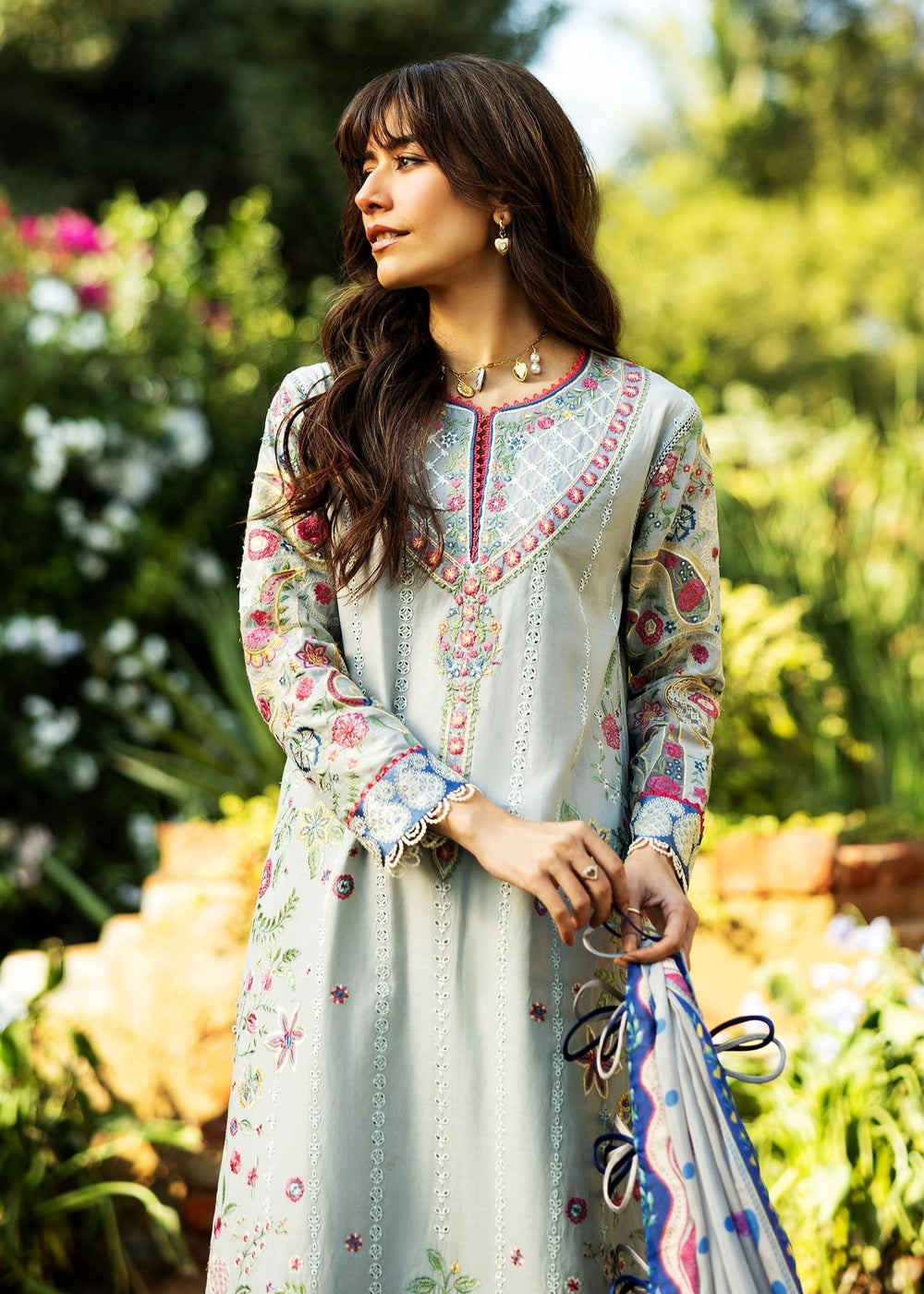 Sadaf Fawad Khan | Siraa Lawn 25 | PAISLEY GARDEN - A XL Light Gray Lawn