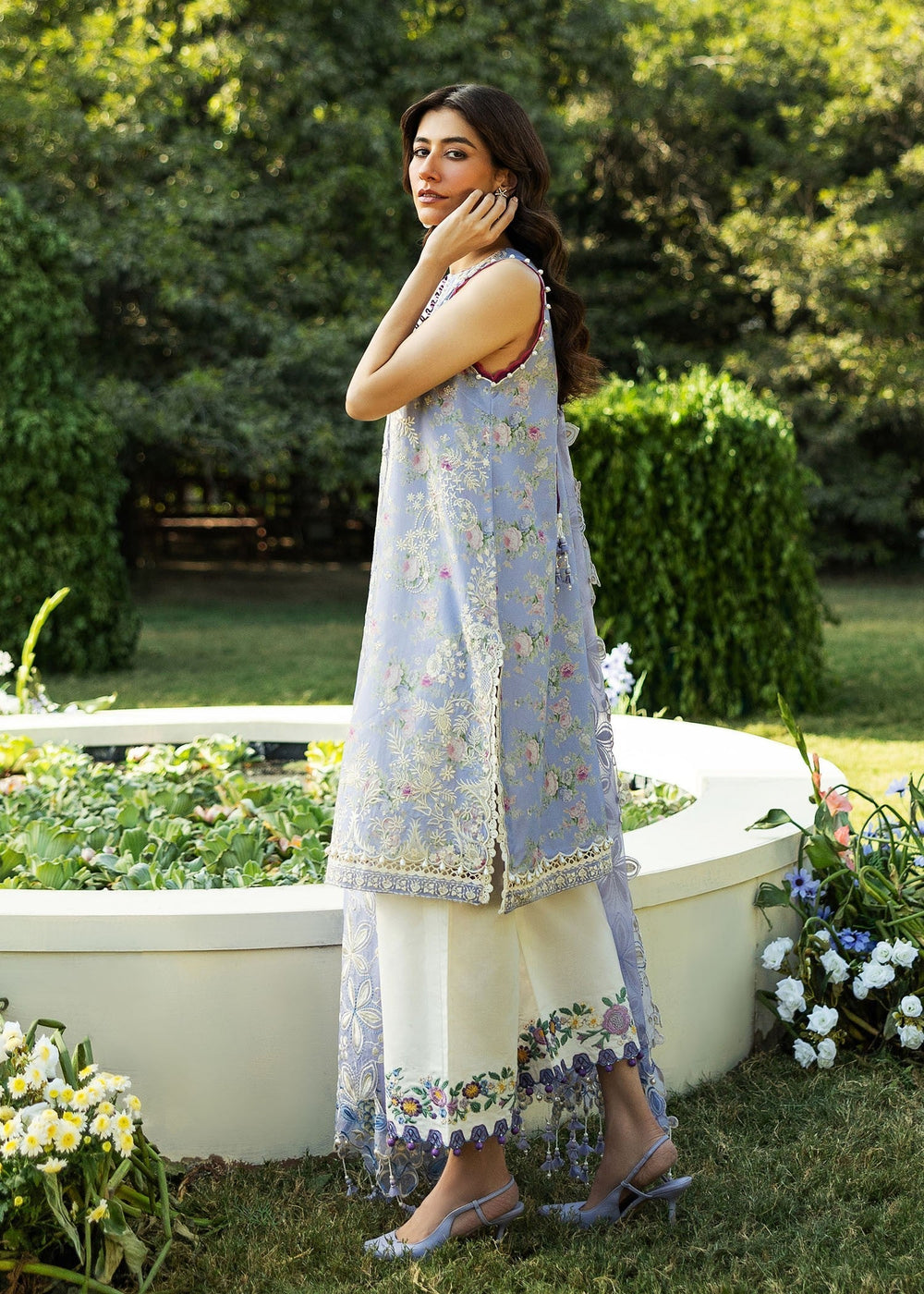 Sadaf Fawad Khan | Siraa Lawn 25 | BLOOM - A L Light Blue Lawn