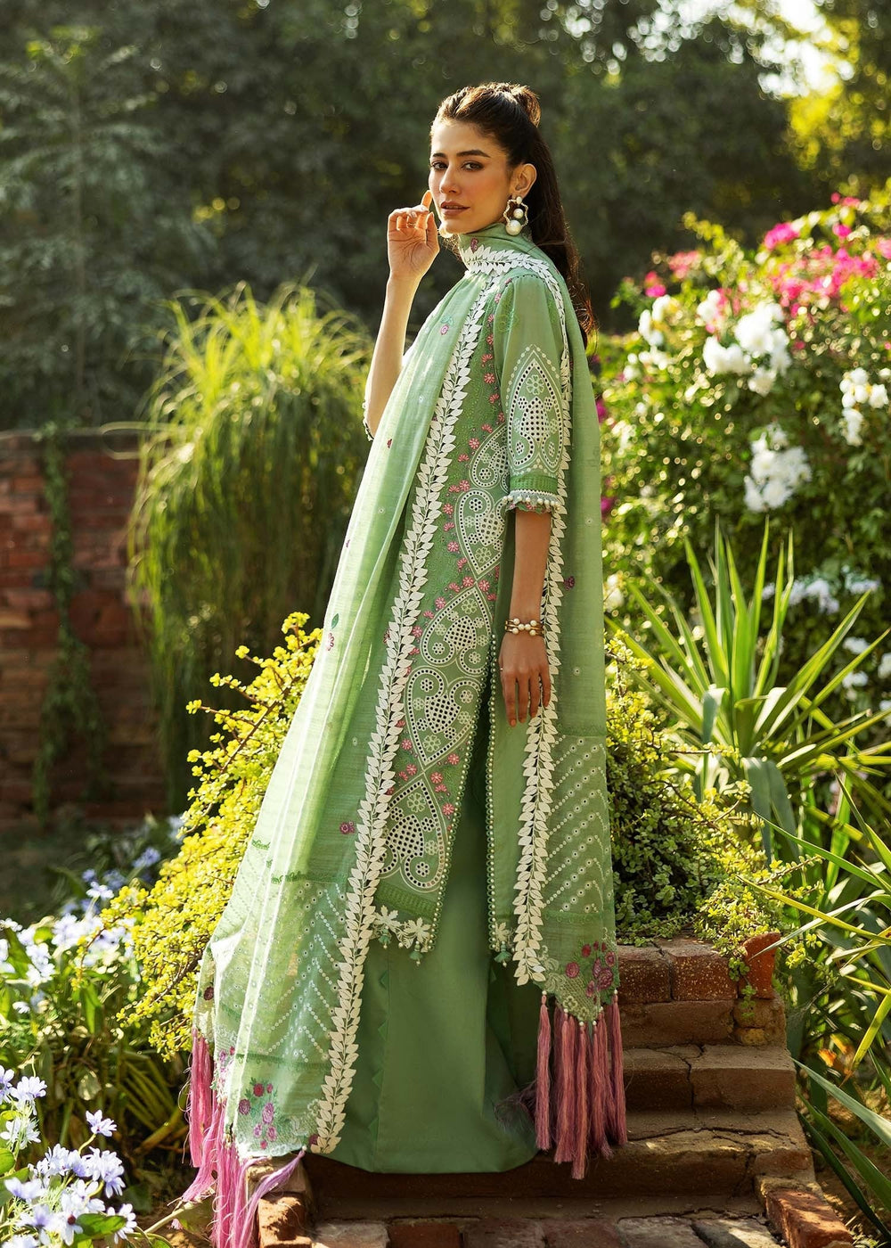 Sadaf Fawad Khan | Siraa Lawn 25 | FRENCH HEARTS - A XL Mint Green Lawn