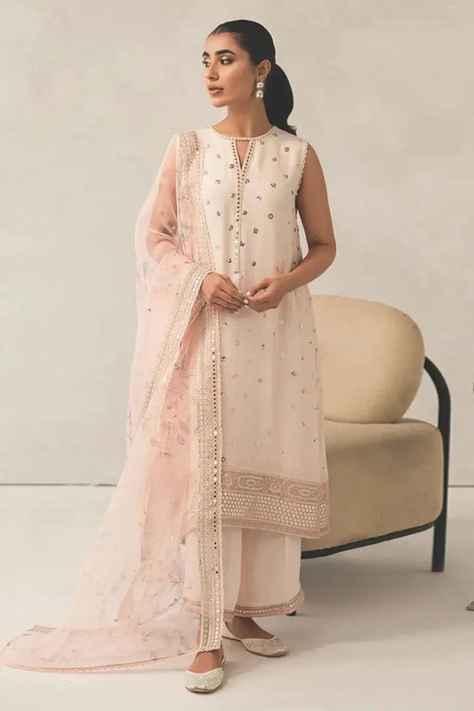 Cross Stitch | Luxe Atelier 24 | Pink Hue - Pakistani Designer Dress - by Cross Stitch | Type: Luxury - 100% Original at Saira Sultan