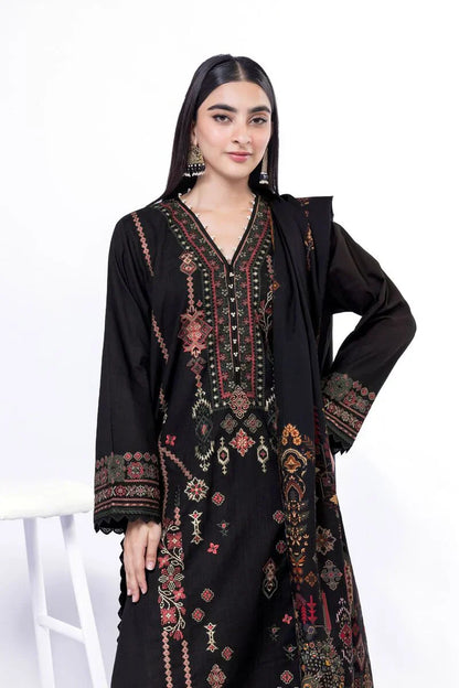 Khaadi | My Winter Mood | DCH01 M Black Cross Stitch