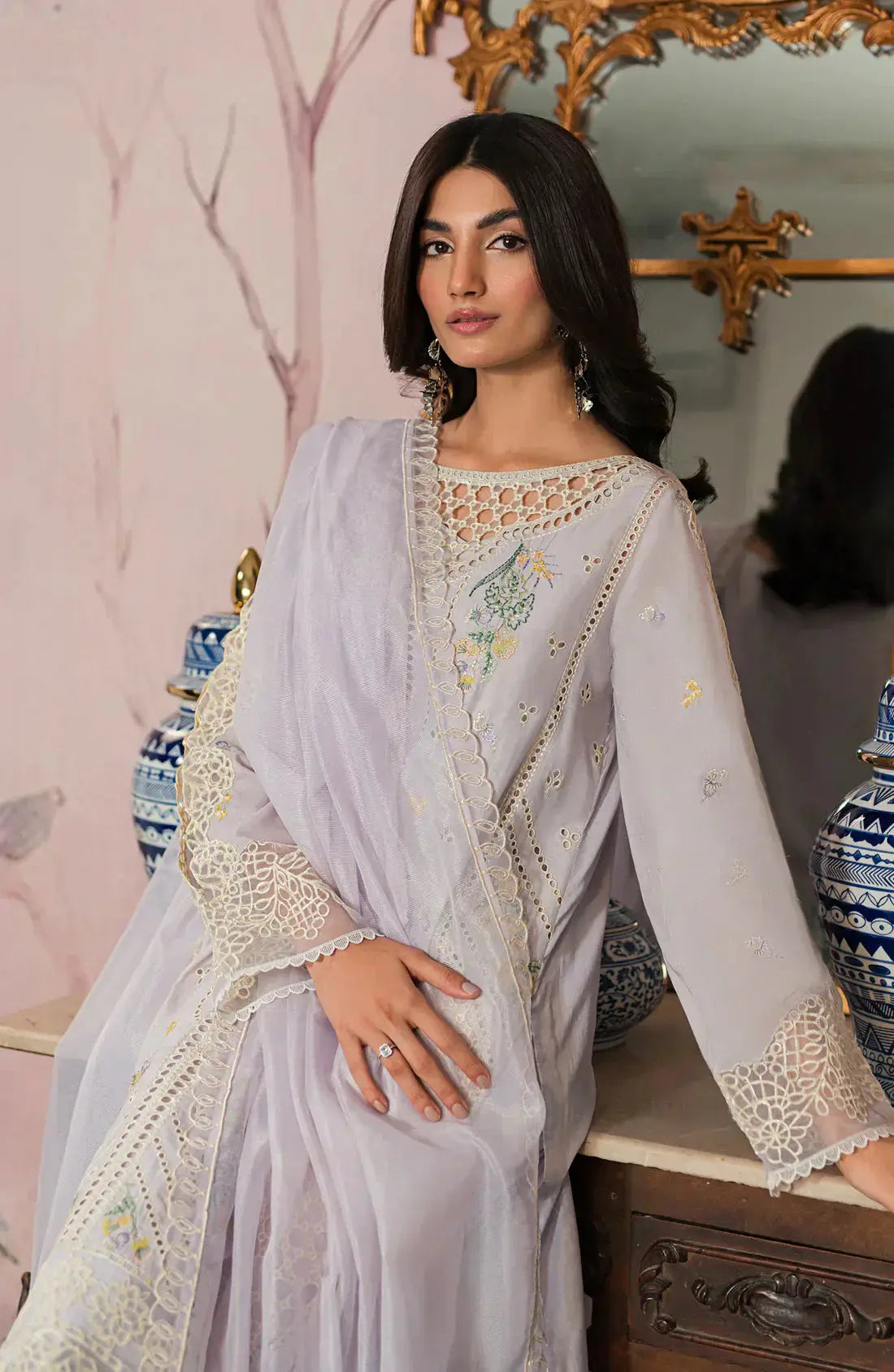 Emaan Adeel | Ayra Luxury Lawn 24 | AR-10 - Pakistani Designer Dress - by Emaan Adeel | Type: Luxury - 100% Original at Saira Sultan