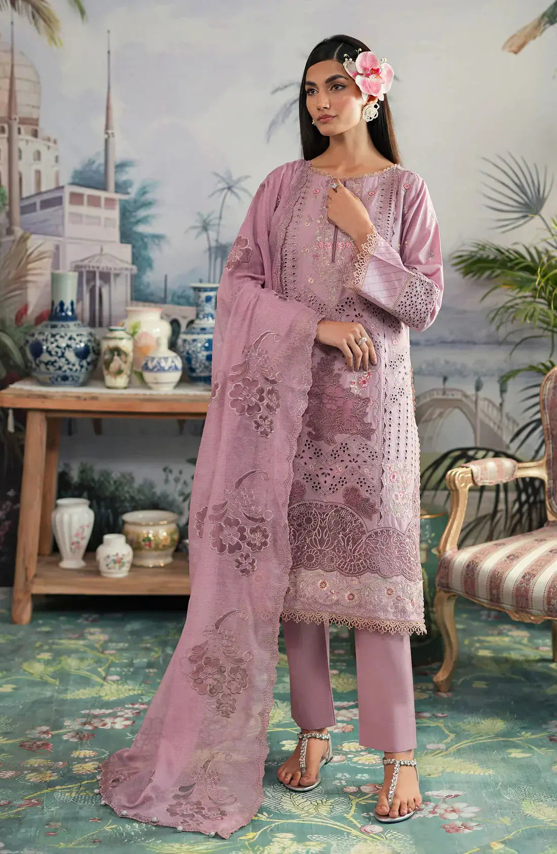 Emaan Adeel | Ayra Luxury Lawn 24 | AR-03 - Pakistani Designer Dress - by Emaan Adeel | Type: Luxury - 100% Original at Saira Sultan