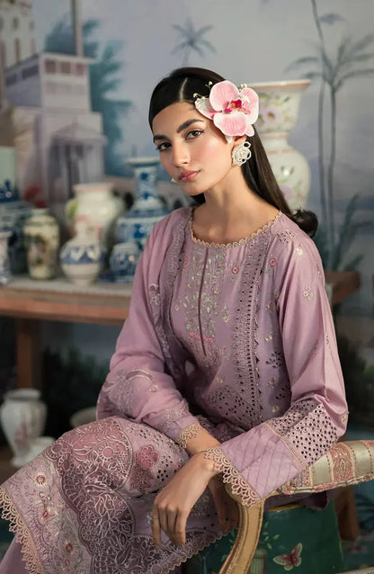 Emaan Adeel | Ayra Luxury Lawn 24 | AR-03 - Pakistani Designer Dress - by Emaan Adeel | Type: Luxury - 100% Original at Saira Sultan