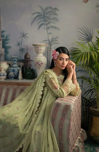 Emaan Adeel | Ayra Luxury Lawn 24 | AR-02 - Pakistani Designer Dress - by Emaan Adeel | Type: Luxury - 100% Original at Saira Sultan