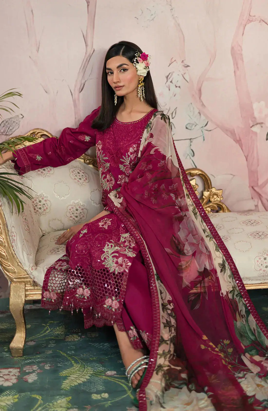 Emaan Adeel | Ayra Luxury Lawn 24 | AR-04 - Pakistani Designer Dress - by Emaan Adeel | Type: Luxury - 100% Original at Saira Sultan