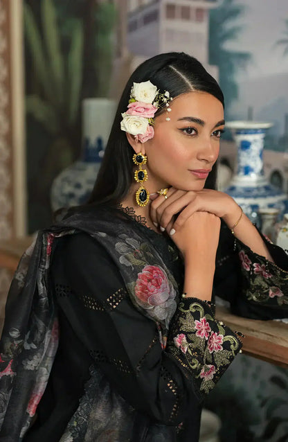Emaan Adeel | Ayra Luxury Lawn 24 | AR-05 - Pakistani Designer Dress - by Emaan Adeel | Type: Luxury - 100% Original at Saira Sultan