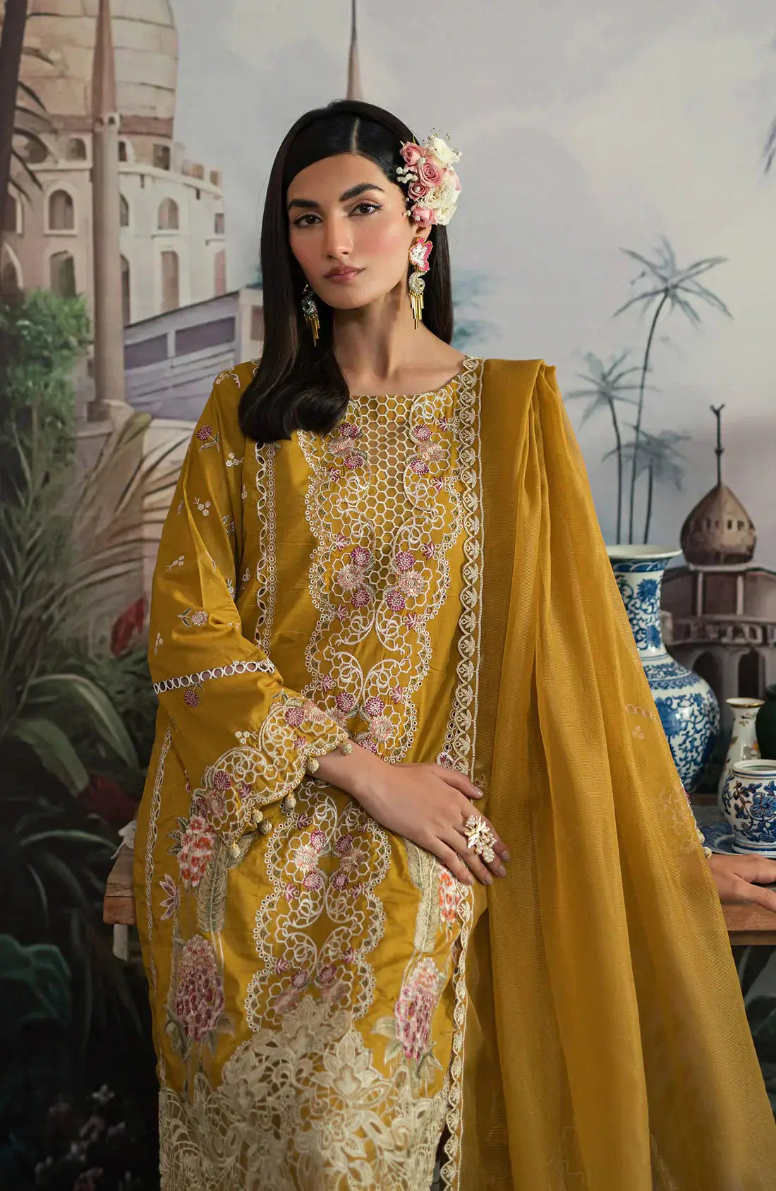 Emaan Adeel | Ayra Luxury Lawn 24 | AR-06 - Pakistani Designer Dress - by Emaan Adeel | Type: Luxury - 100% Original at Saira Sultan