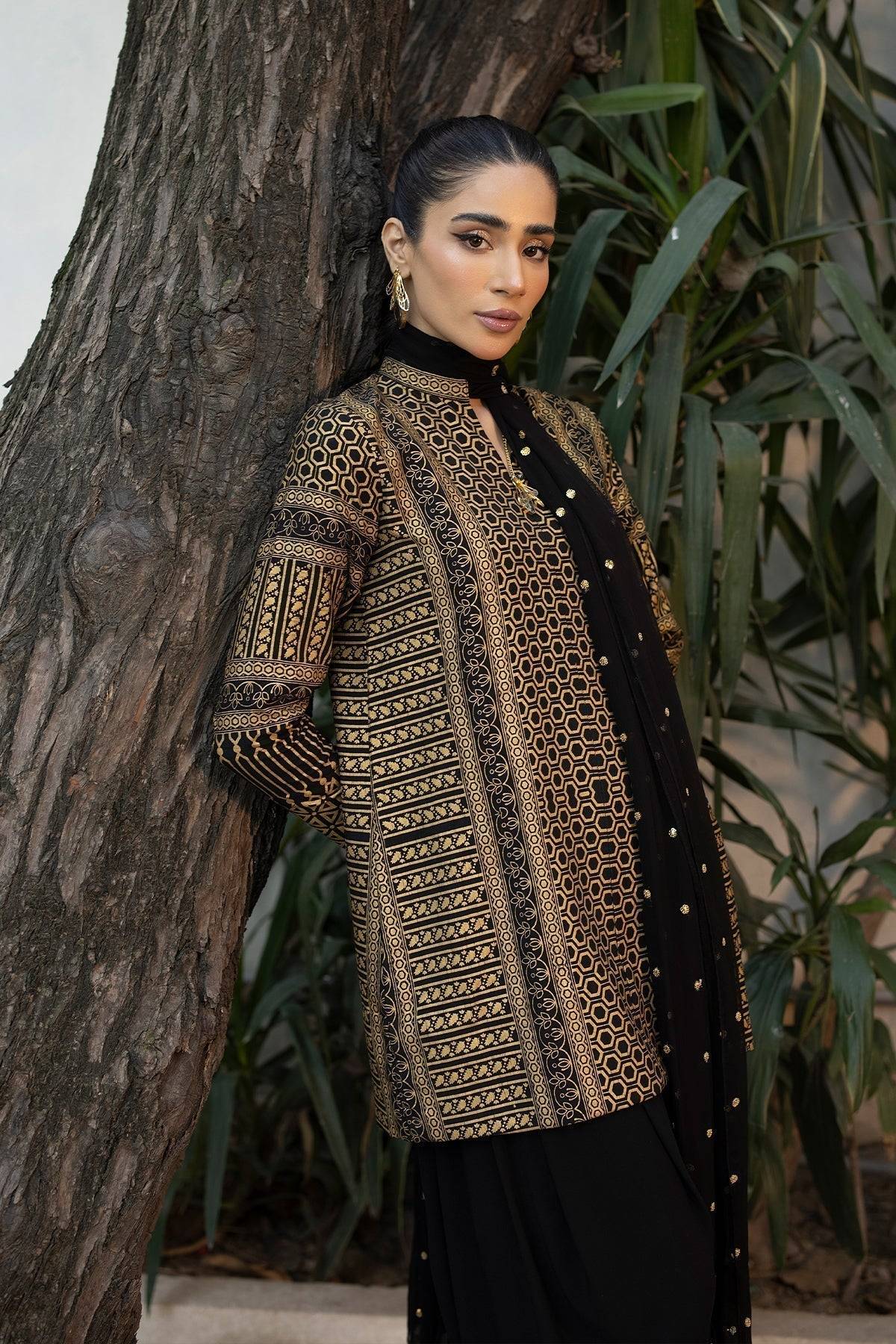 Erum Khan | Shahzeen Eid Collection | SUNSET - Pakistani Designer Dress - by Erum Khan | Type: Formal - 100% Original at Saira Sultan