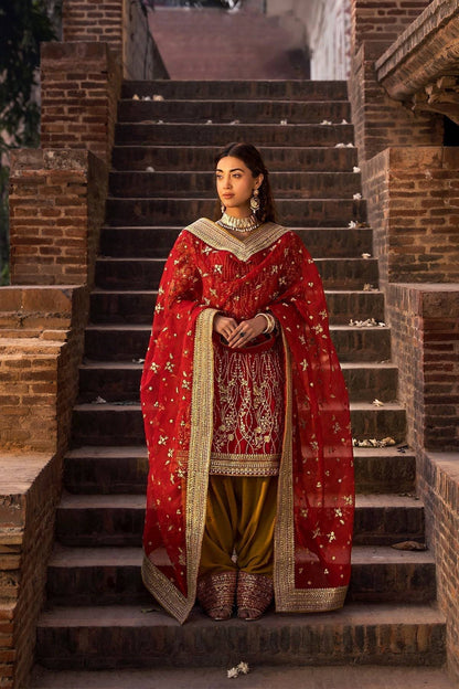Erum Khan | Shezadian Luxe Formals | CHAND BAI - Pakistani Designer Dress - by Erum Khan | Type: Formal - 100% Original at Saira Sultan