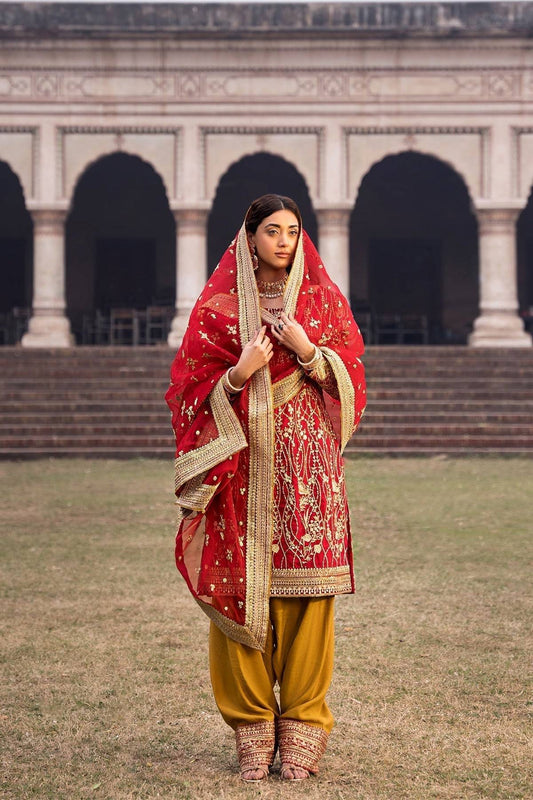 Erum Khan | Shezadian Luxe Formals | CHAND BAI - Pakistani Designer Dress - by Erum Khan | Type: Formal - 100% Original at Saira Sultan