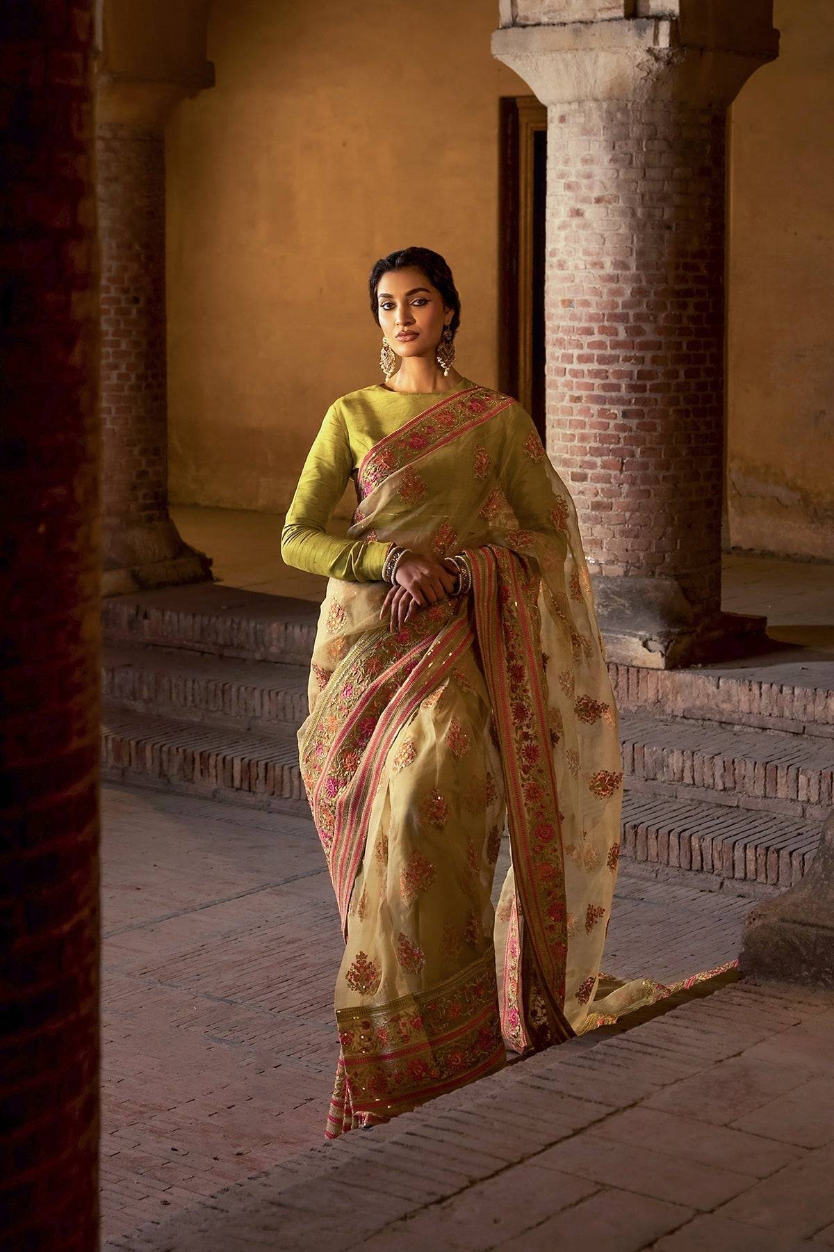 Erum Khan | Shezadian Luxe Formals | JODAH - Pakistani Designer Dress - by Erum Khan | Type: Formal - 100% Original at Saira Sultan