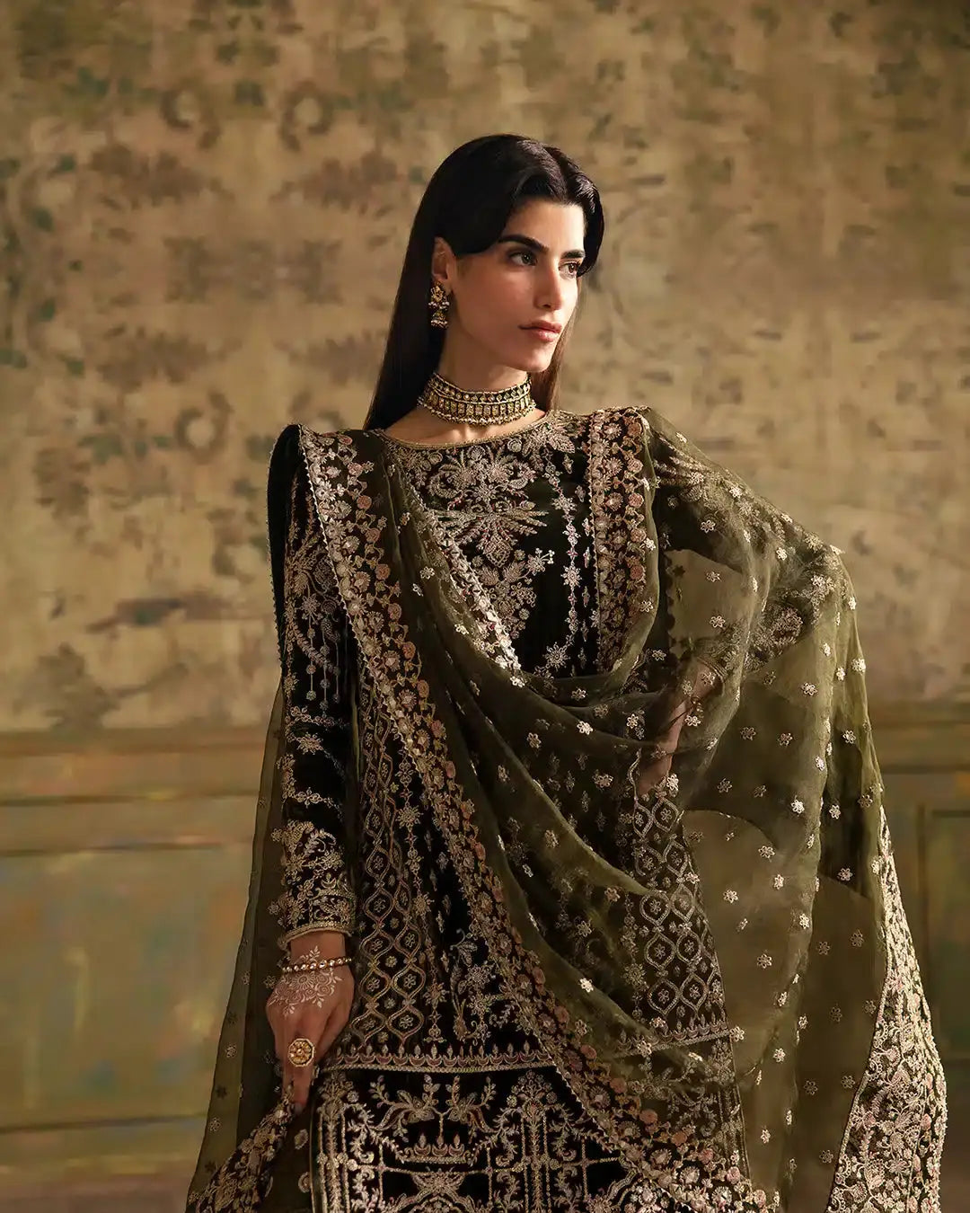 Faiza Saqlain | Manaar Luxe Formals 23 | Adara - Pakistani Designer Dress - by Faiza Saqlain | Type: Bridal - 100% Original at Saira Sultan