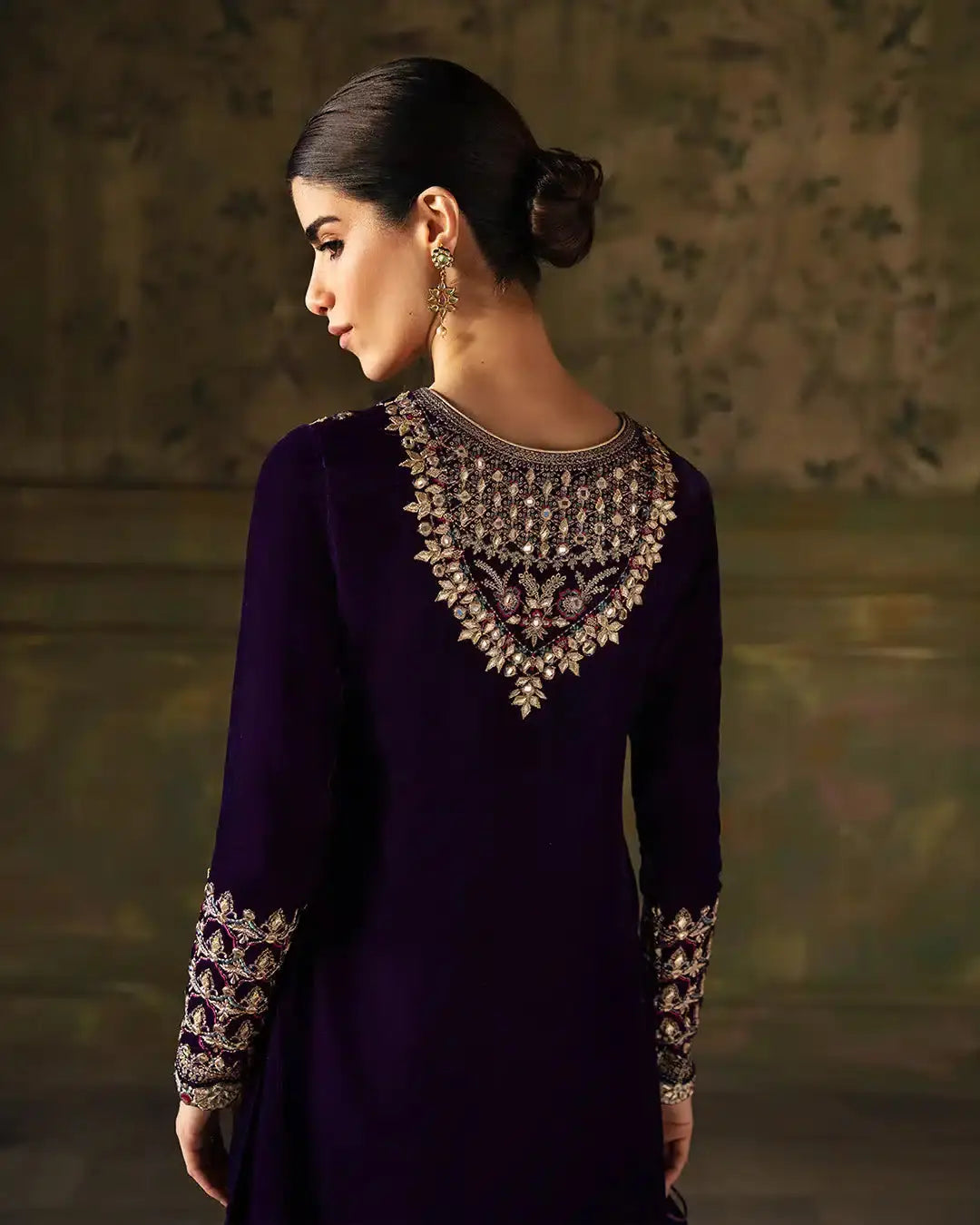 Faiza Saqlain | Manaar Luxe Formals 23 | Elayha - Pakistani Designer Dress - by Faiza Saqlain | Type:  - 100% Original at Saira Sultan