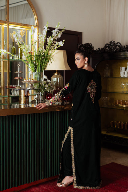 Saira Rizwan | Velvet Pret 25 | EMERA-SRVP25-10 by Saira Rizwan - Designer Dress - Type : Ladies Clothes - Available at Saira Sultan - 100% Original 