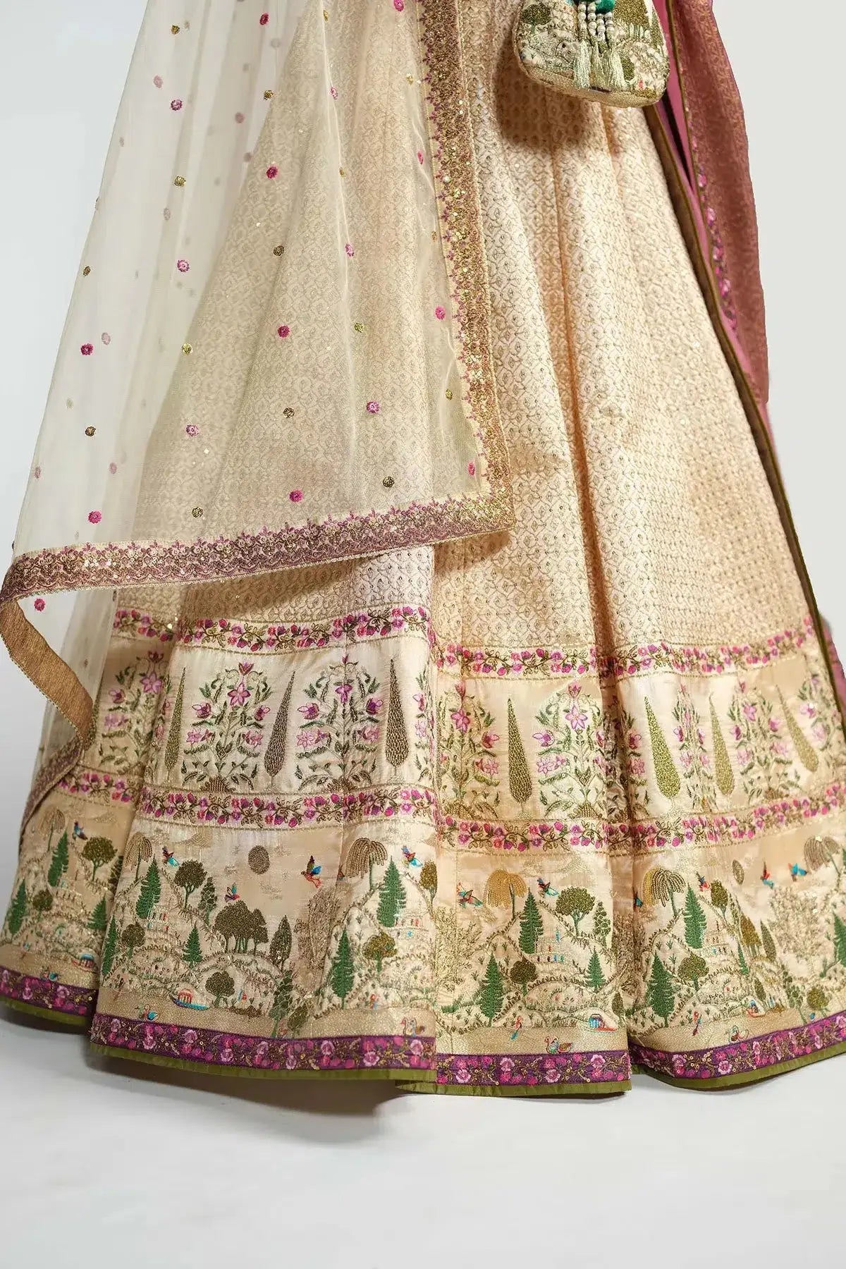 Fahad Hussayn | National Sport Casbah | Gharoli - Pakistani Designer Dress - by Fahad Hussayn | Type: Bridal - 100% Original at Saira Sultan