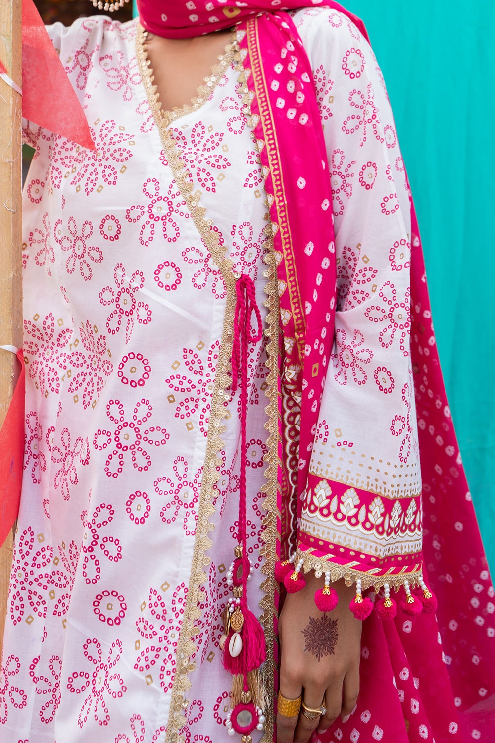 Gul Ahmed | Chunri Lawn 25 | CL-52411 A M White Lawn