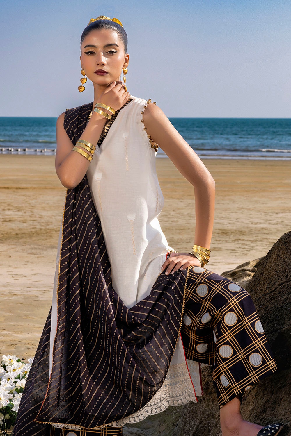 Gul Ahmed | Taara 25 | MJ-42052 L White Jacquard