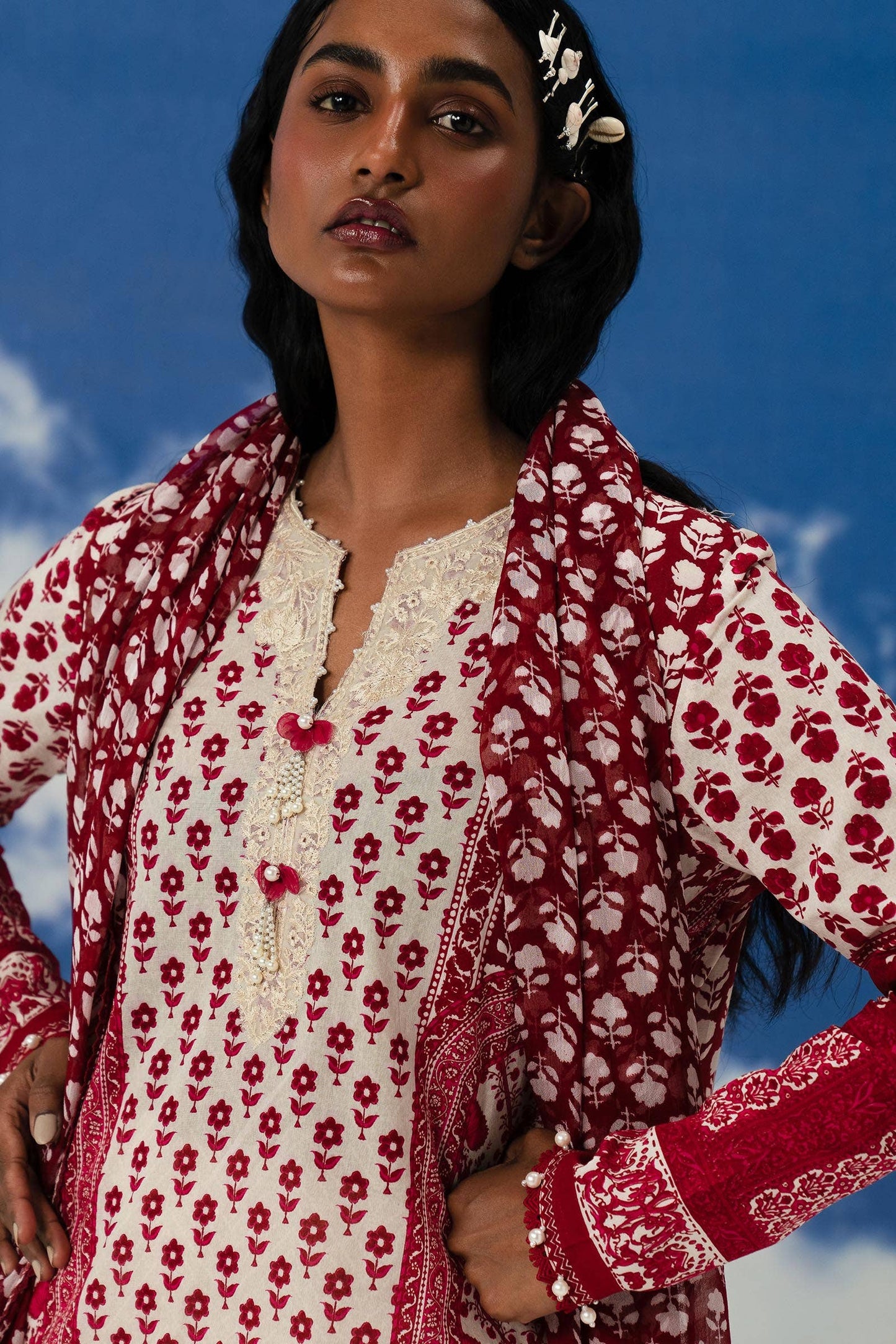 Sana Safinaz | Mahay Summer Lawn 24 | S-44 - Pakistani Designer Dress - by Sana Safinaz | Type: Luxury - 100% Original at Saira Sultan