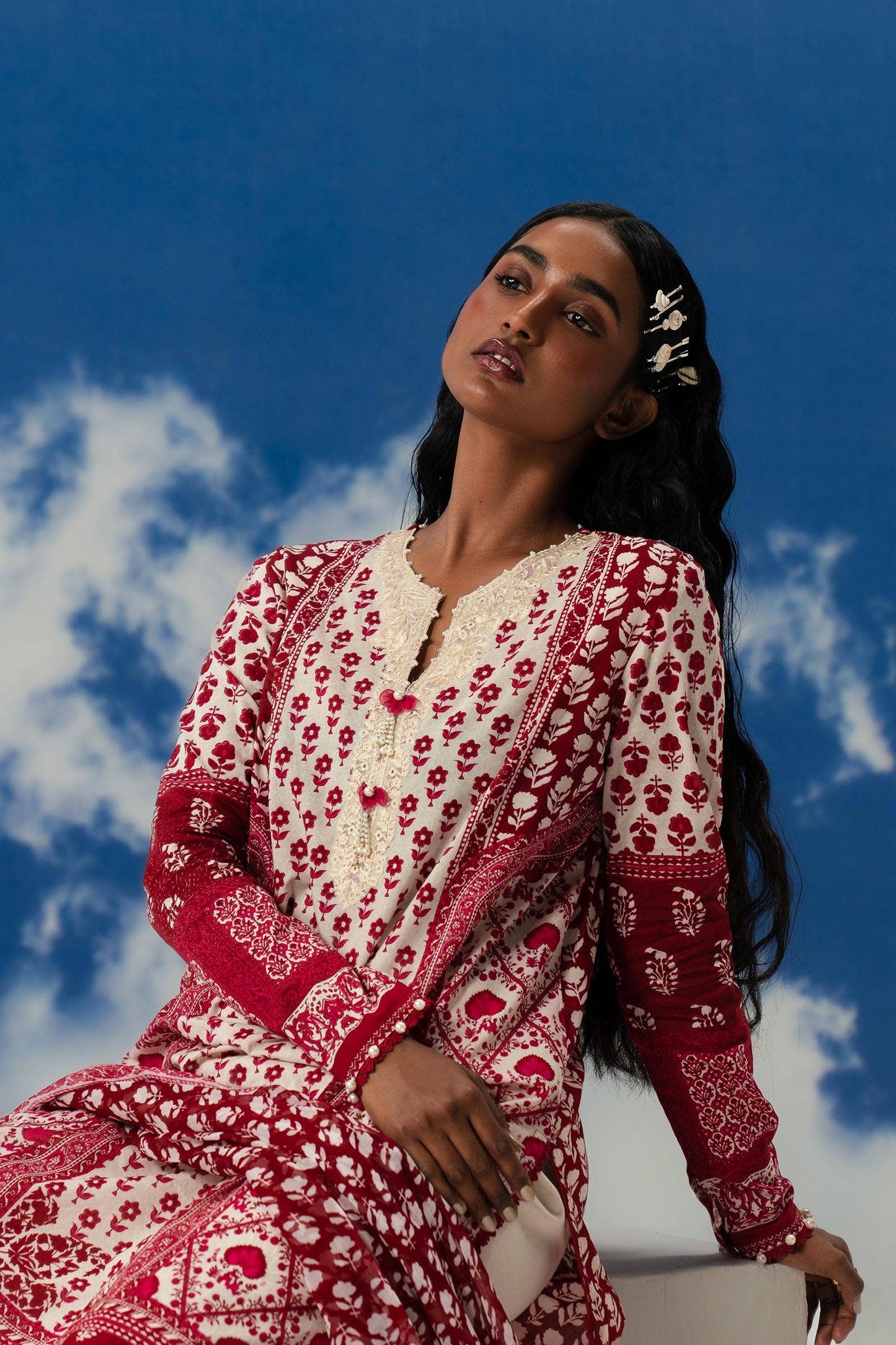 Sana Safinaz | Mahay Summer Lawn 24 | S-44 - Pakistani Designer Dress - by Sana Safinaz | Type: Luxury - 100% Original at Saira Sultan