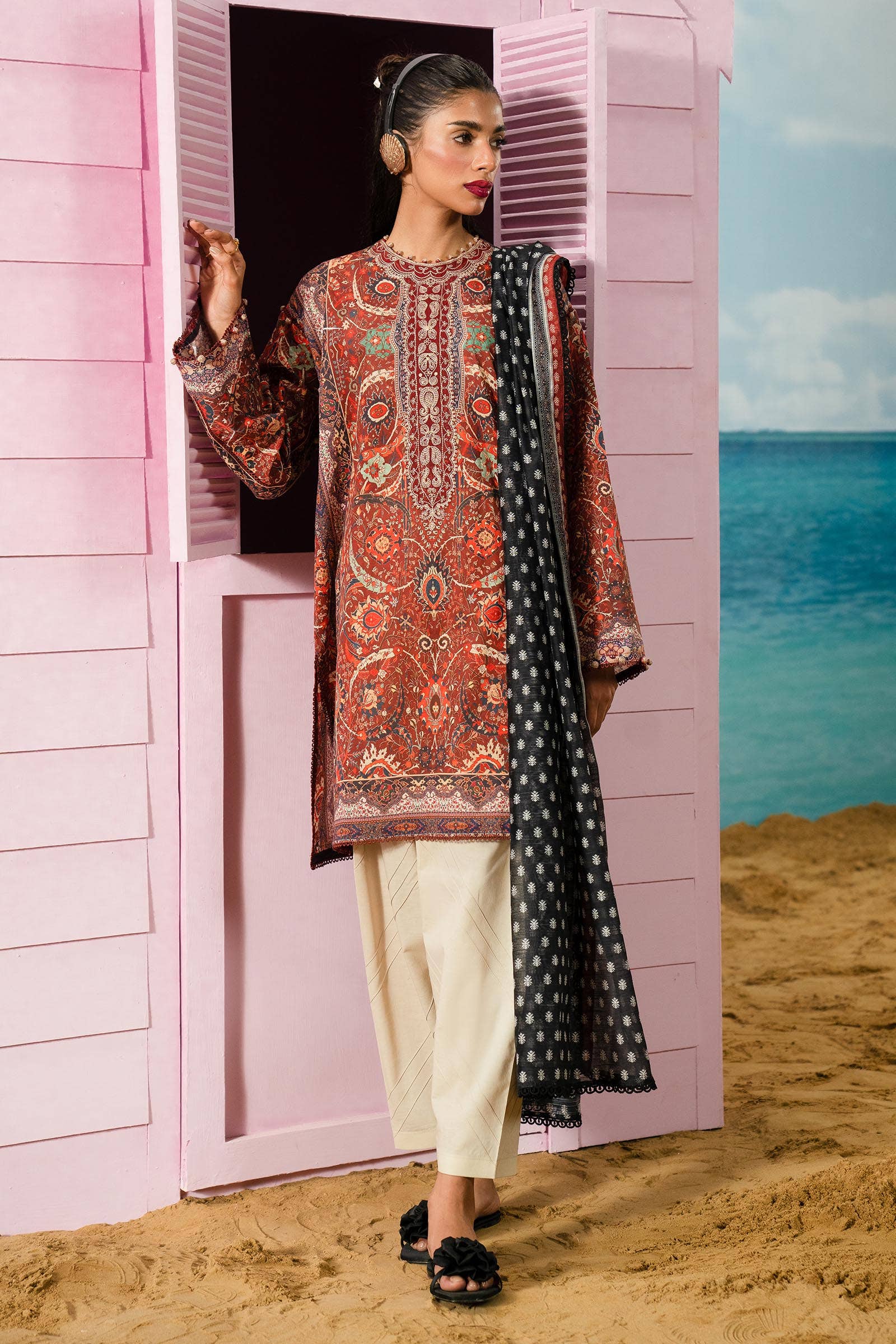 Sana Safinaz | Mahay Summer Lawn 24 | S-42 - Pakistani Designer Dress - by Sana Safinaz | Type: Luxury - 100% Original at Saira Sultan