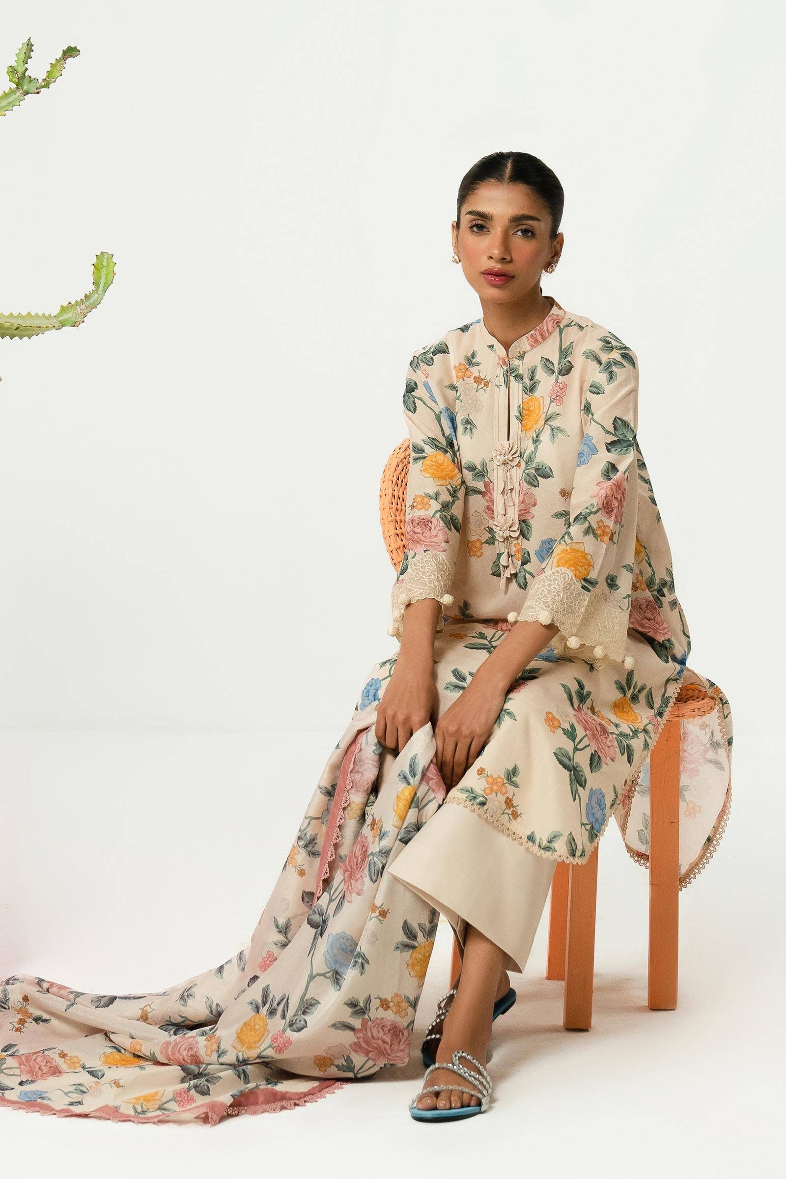 Sana Safinaz | Mahay Summer Lawn 24 | S-40 - Pakistani Designer Dress - by Sana Safinaz | Type: Luxury - 100% Original at Saira Sultan