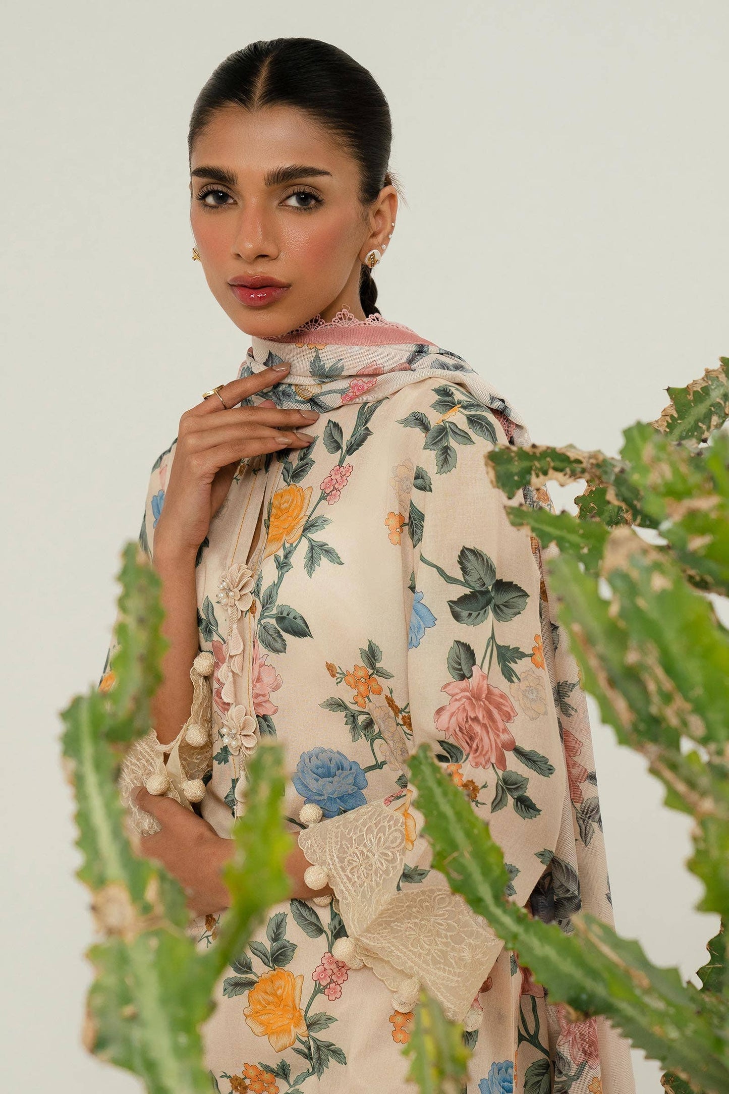 Sana Safinaz | Mahay Summer Lawn 24 | S-40 - Pakistani Designer Dress - by Sana Safinaz | Type: Luxury - 100% Original at Saira Sultan