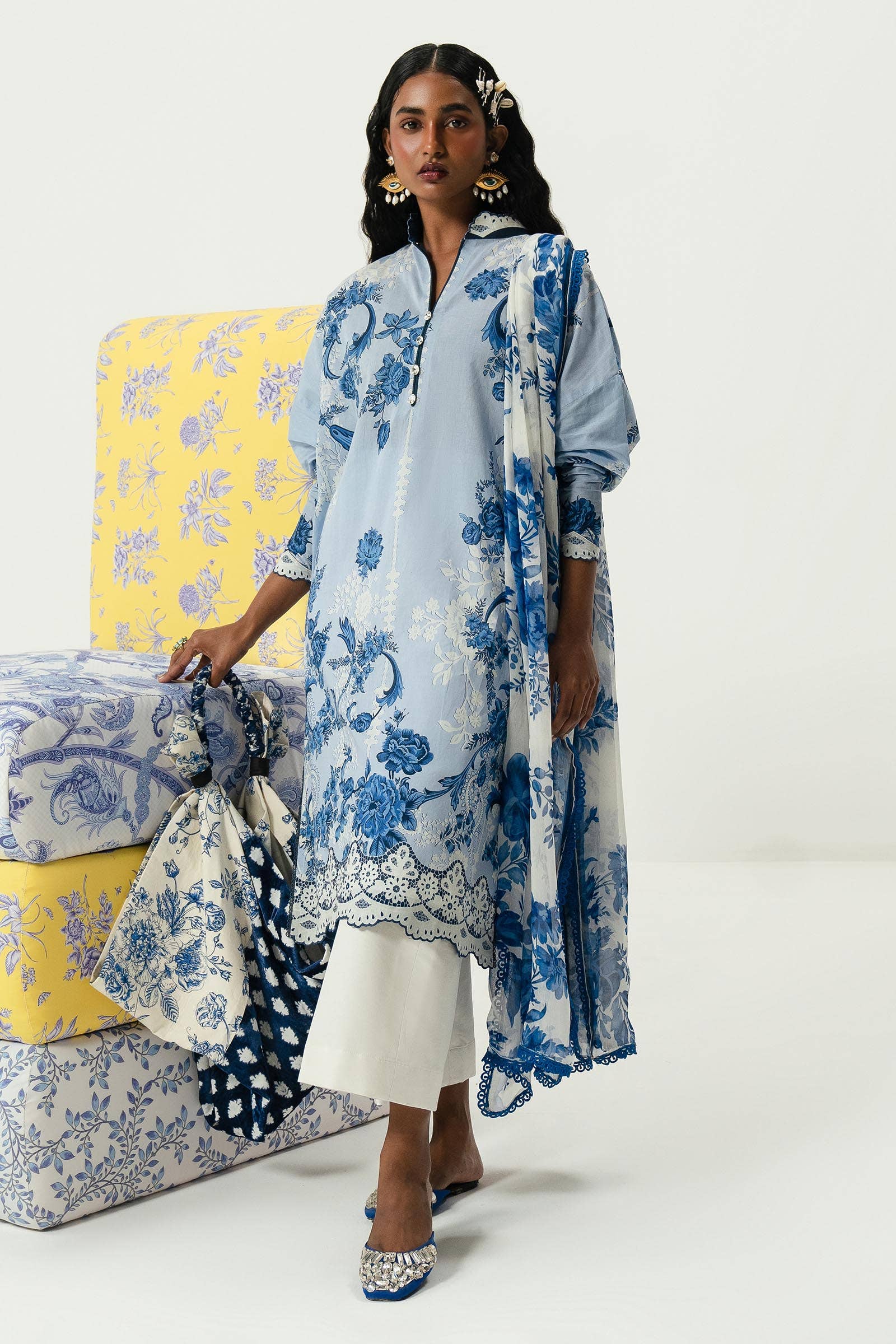 Sana Safinaz | Mahay Summer Lawn 24 | S-31 - Pakistani Designer Dress - by Sana Safinaz | Type: Luxury - 100% Original at Saira Sultan