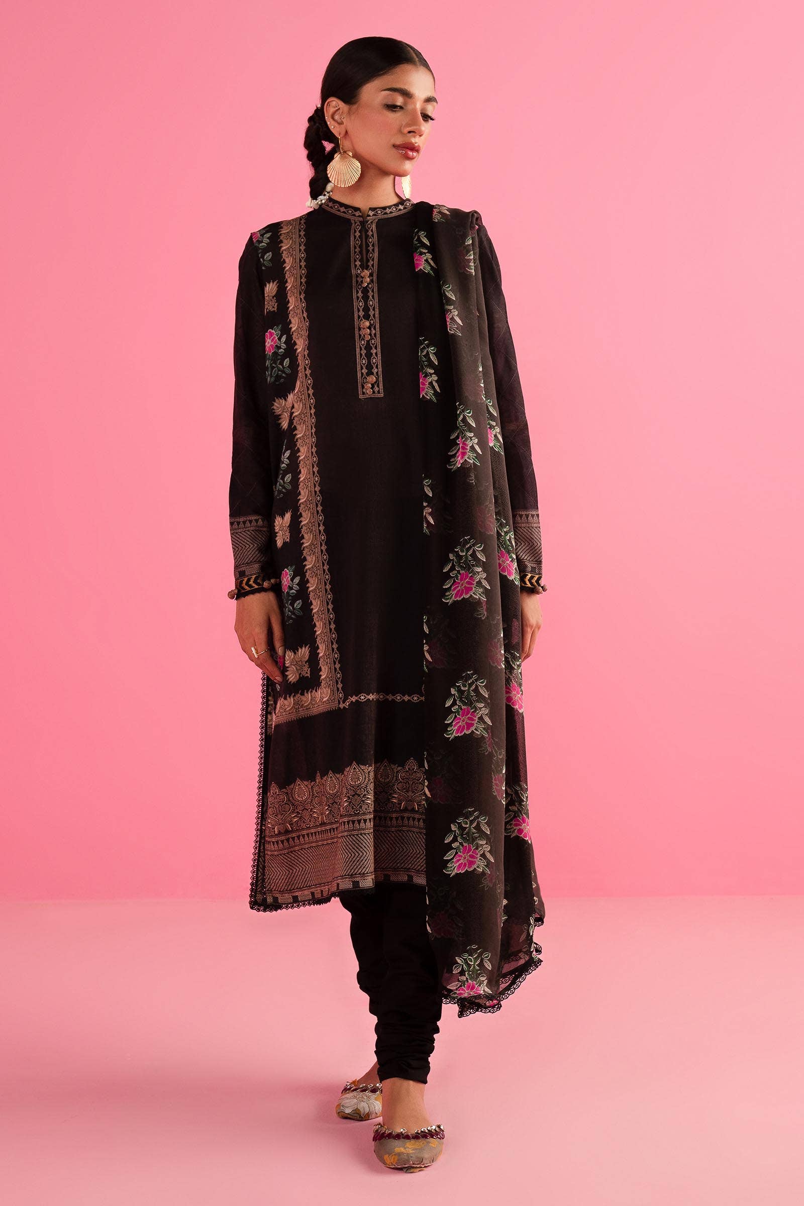 Sana Safinaz | Mahay Summer Lawn 24 | S-21 - Pakistani Designer Dress - by Sana Safinaz | Type: Luxury - 100% Original at Saira Sultan