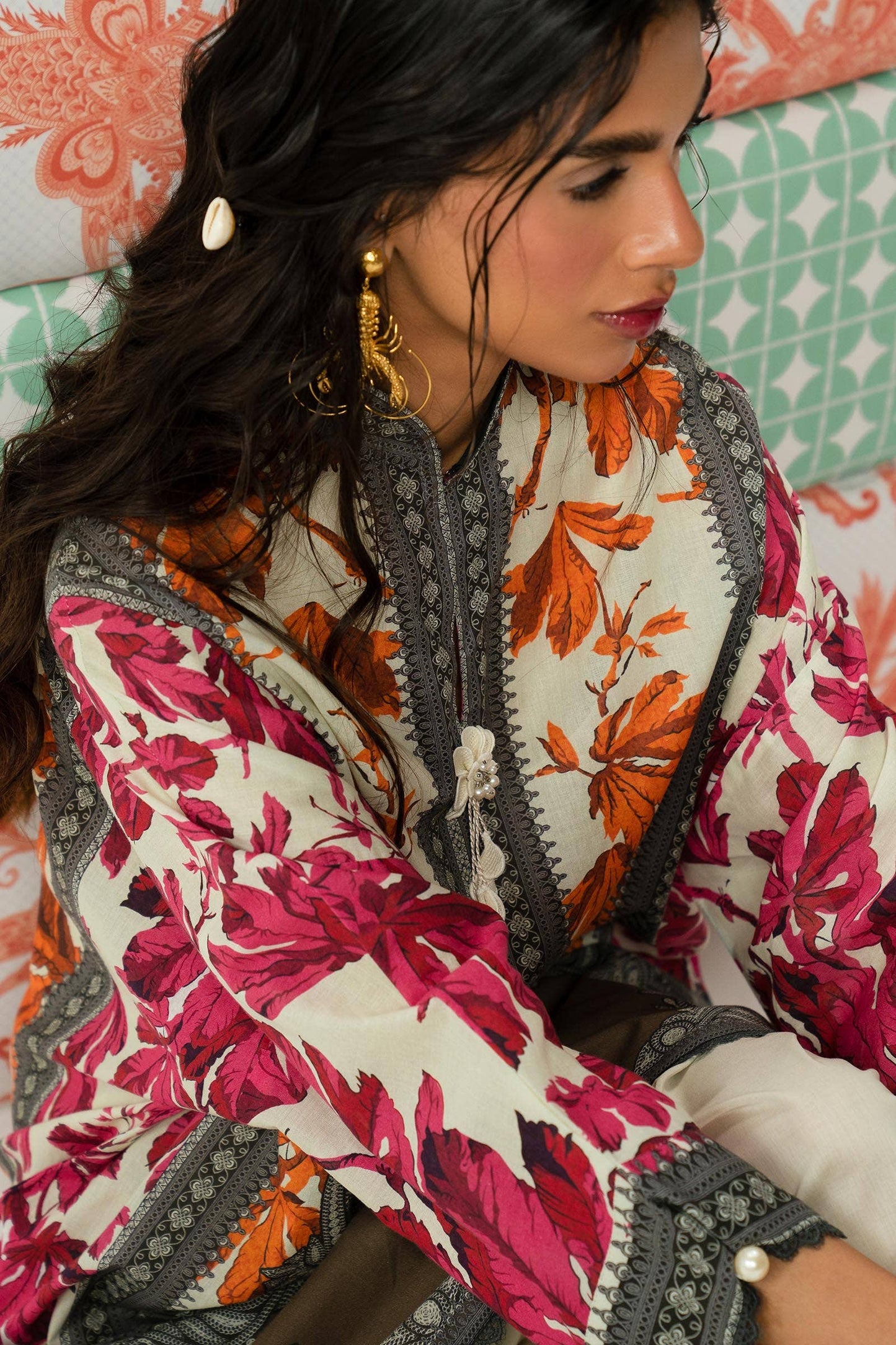 Sana Safinaz | Mahay Summer Lawn 24 | S-10 - Pakistani Designer Dress - by Sana Safinaz | Type: Luxury - 100% Original at Saira Sultan