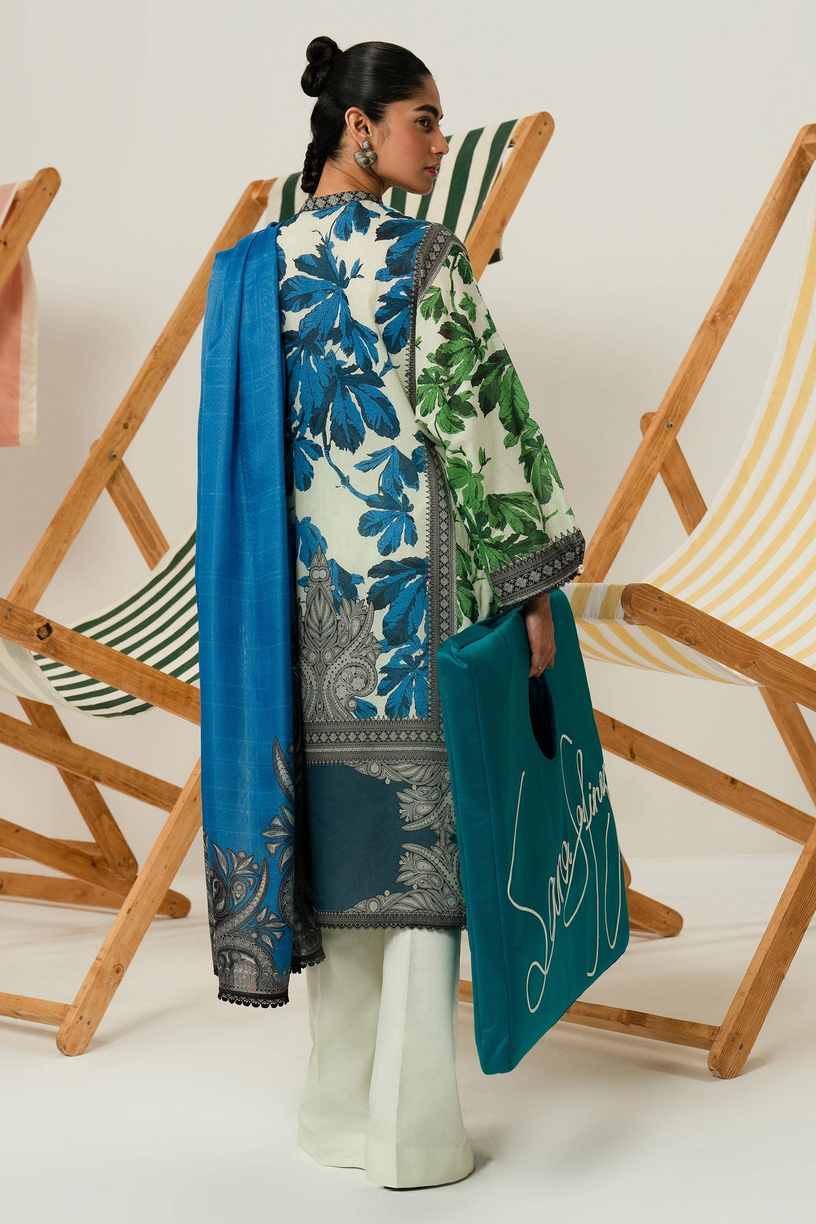 Sana Safinaz | Mahay Summer Lawn 24 | S-09 - Pakistani Designer Dress - by Sana Safinaz | Type: Luxury - 100% Original at Saira Sultan