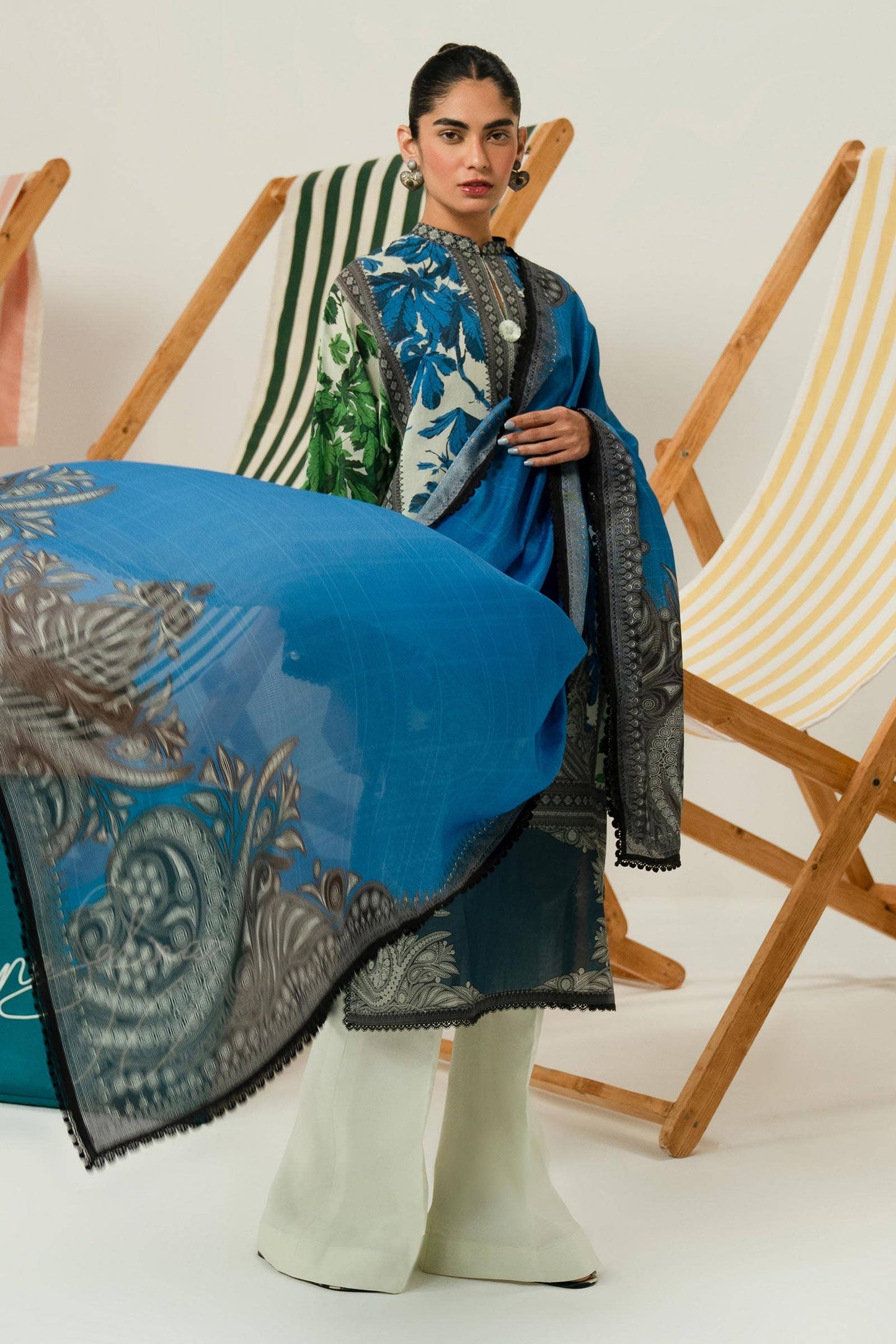 Sana Safinaz | Mahay Summer Lawn 24 | S-09 - Pakistani Designer Dress - by Sana Safinaz | Type: Luxury - 100% Original at Saira Sultan