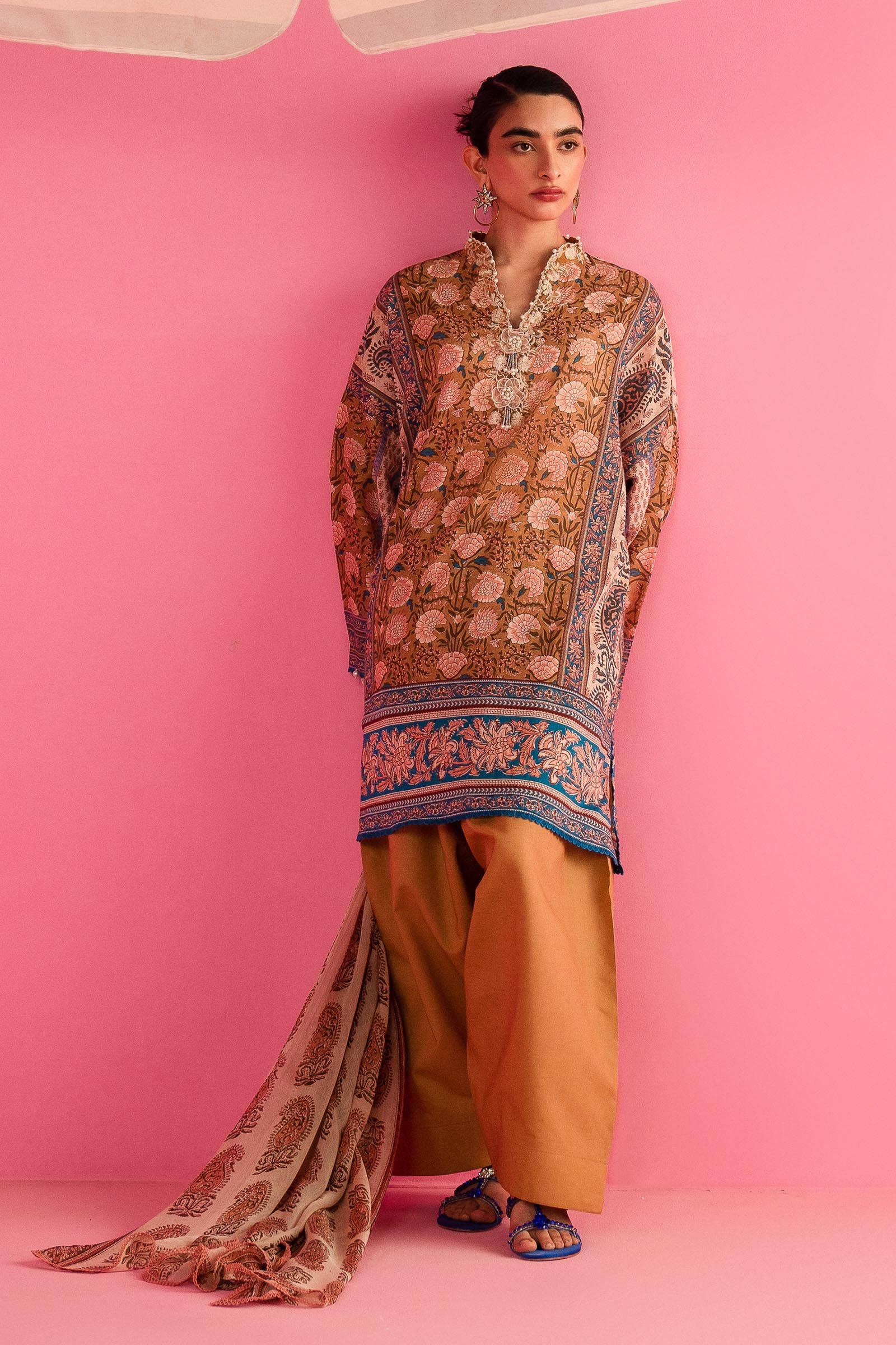 Sana Safinaz | Mahay Summer Lawn 24 | S-03 - Pakistani Designer Dress - by Sana Safinaz | Type: Luxury - 100% Original at Saira Sultan